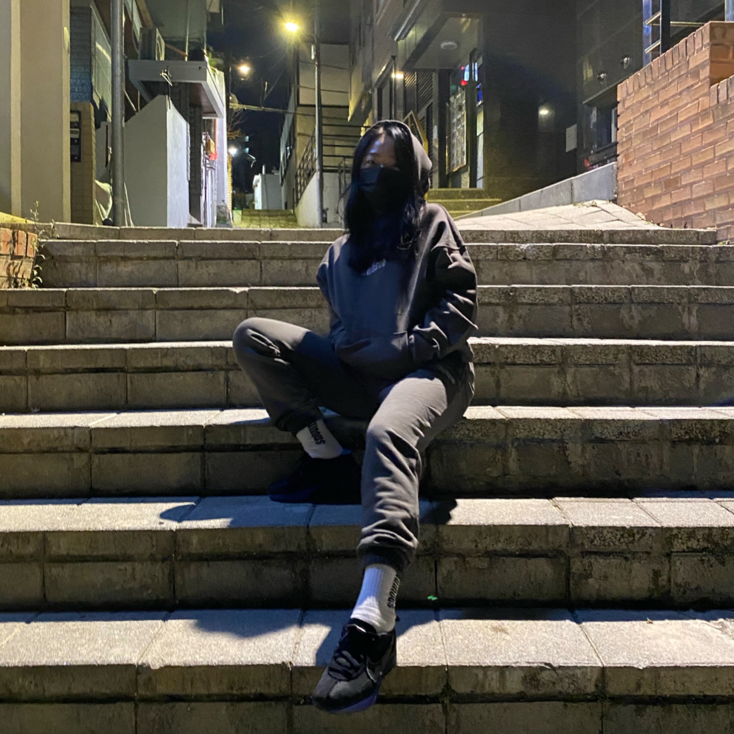 Nike Moon Racer Black Racer Blue 착용 스타일 - 1