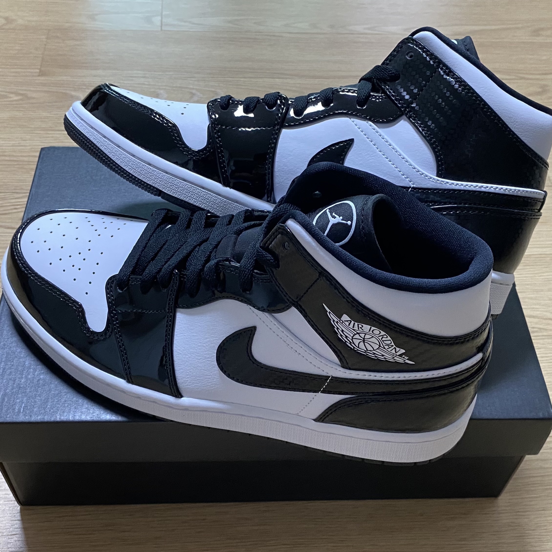 Jordan 1 Mid SE ASW Black 착용 스타일 - 2