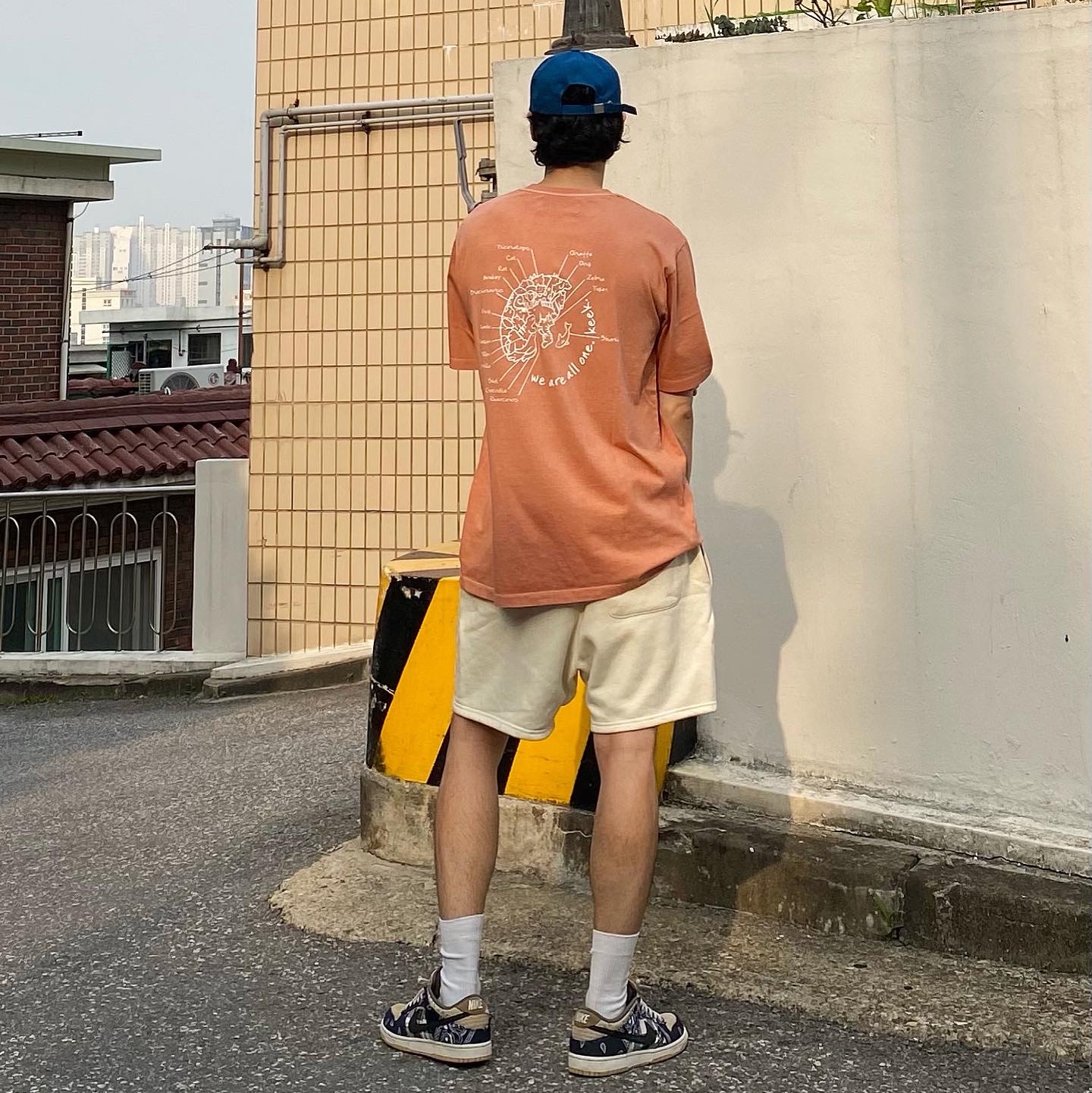 Nike x Travis Scott SB Dunk Low, Essentials Fleece Shorts Buttercream - 20SS 착용 스타일 - 2