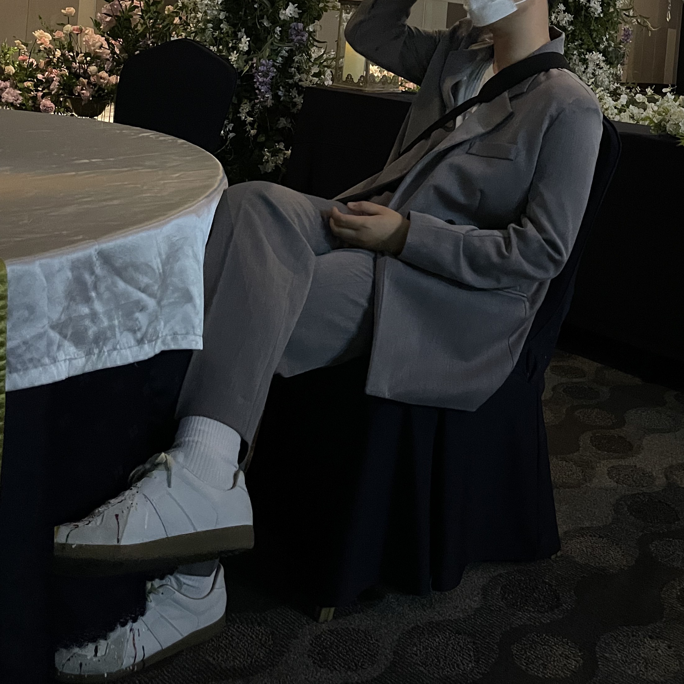Maison Margiela Replica Paint Drop Sneakers 착용 스타일 - 2