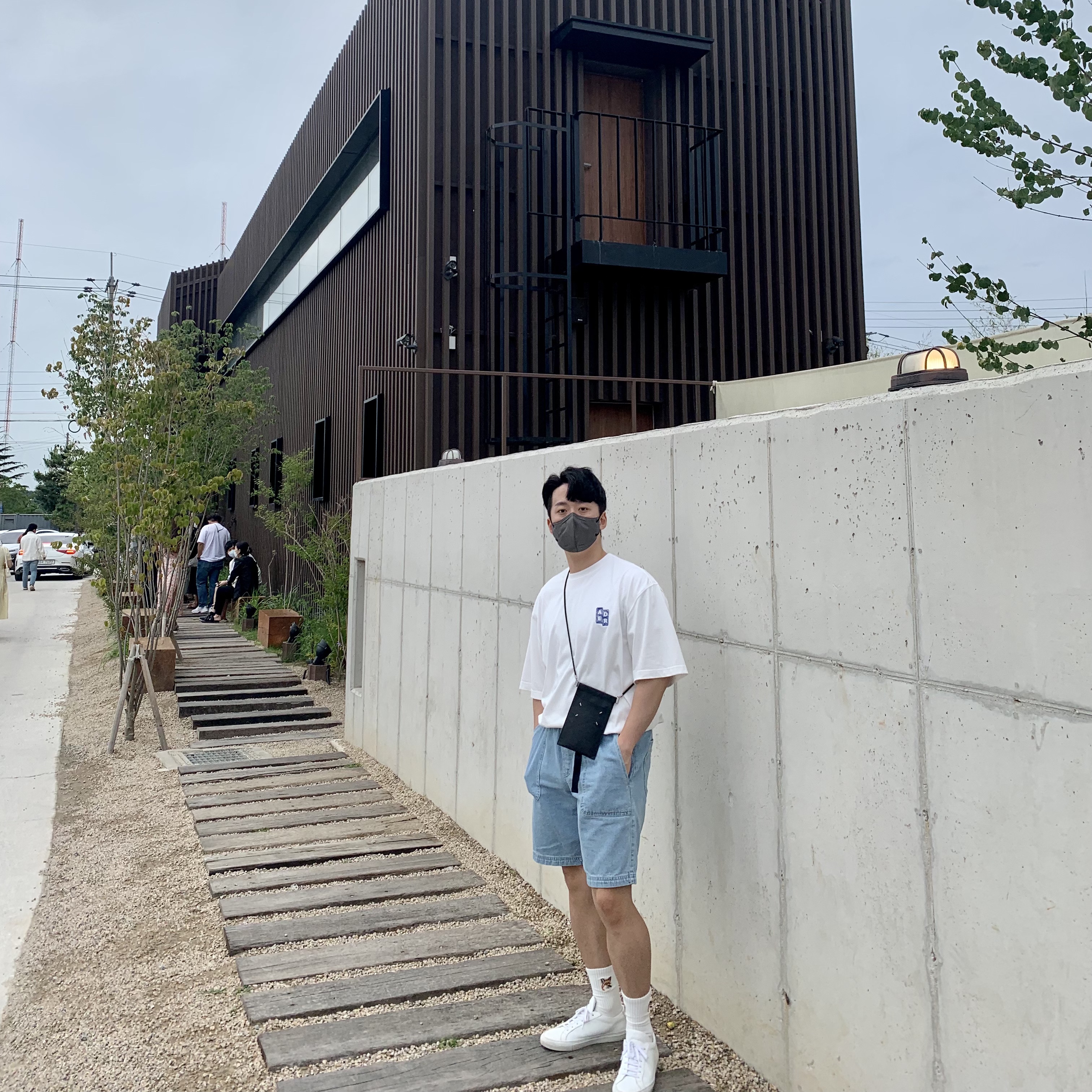 Common Projects Original Achilles Low White 착용 스타일