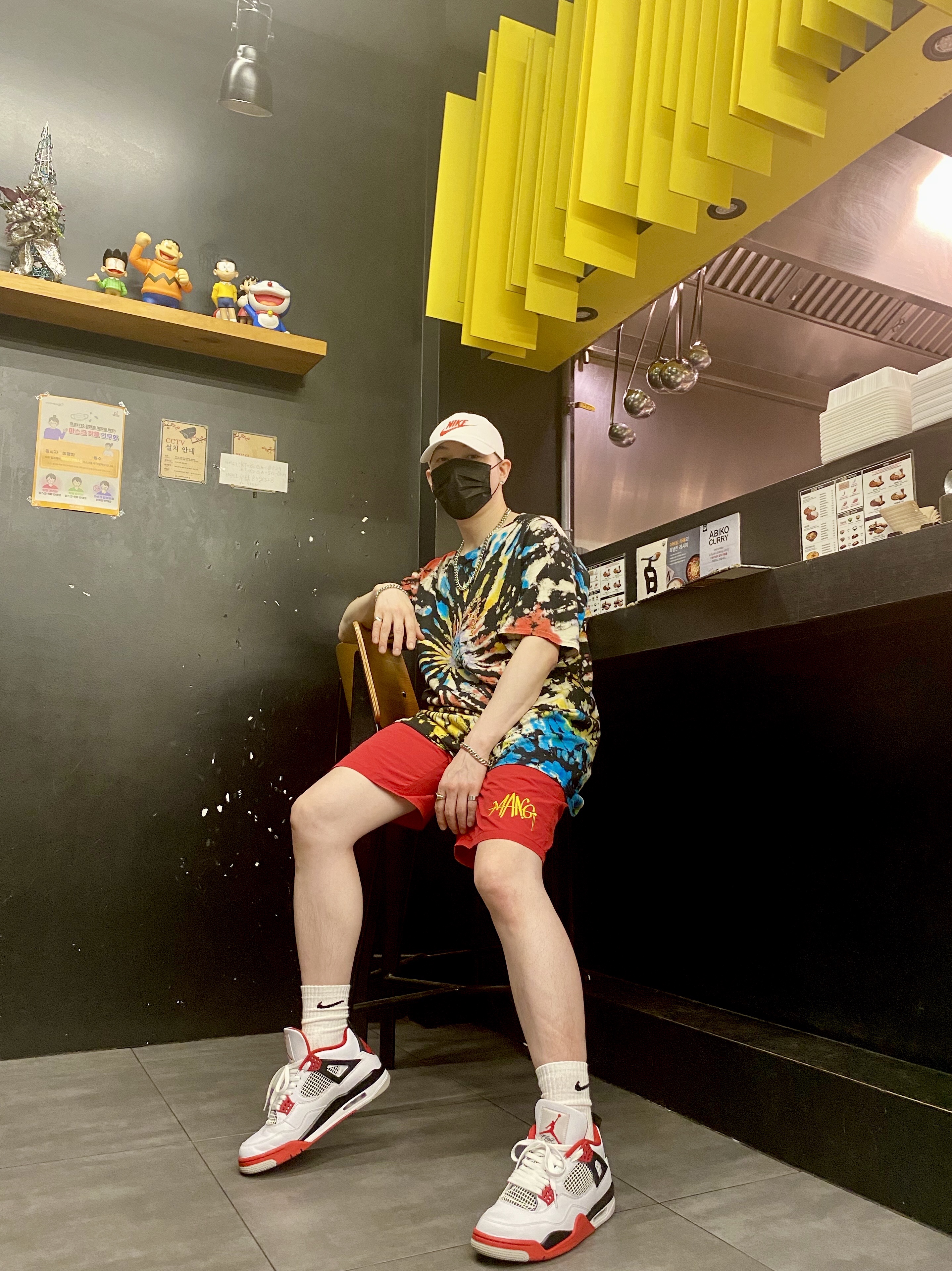 Jordan 4 Retro OG Fire Red 2020 착용 스타일 - 4