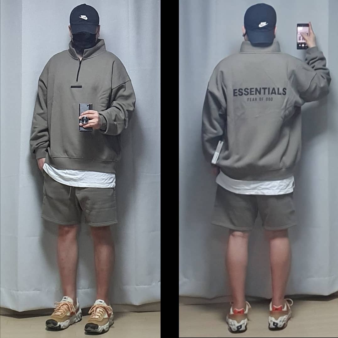 Essentials Sweatshorts Taupe - 21SS, Essentials Mockneck Half-Zip Taupe - 21SS 착용 스타일 - 1