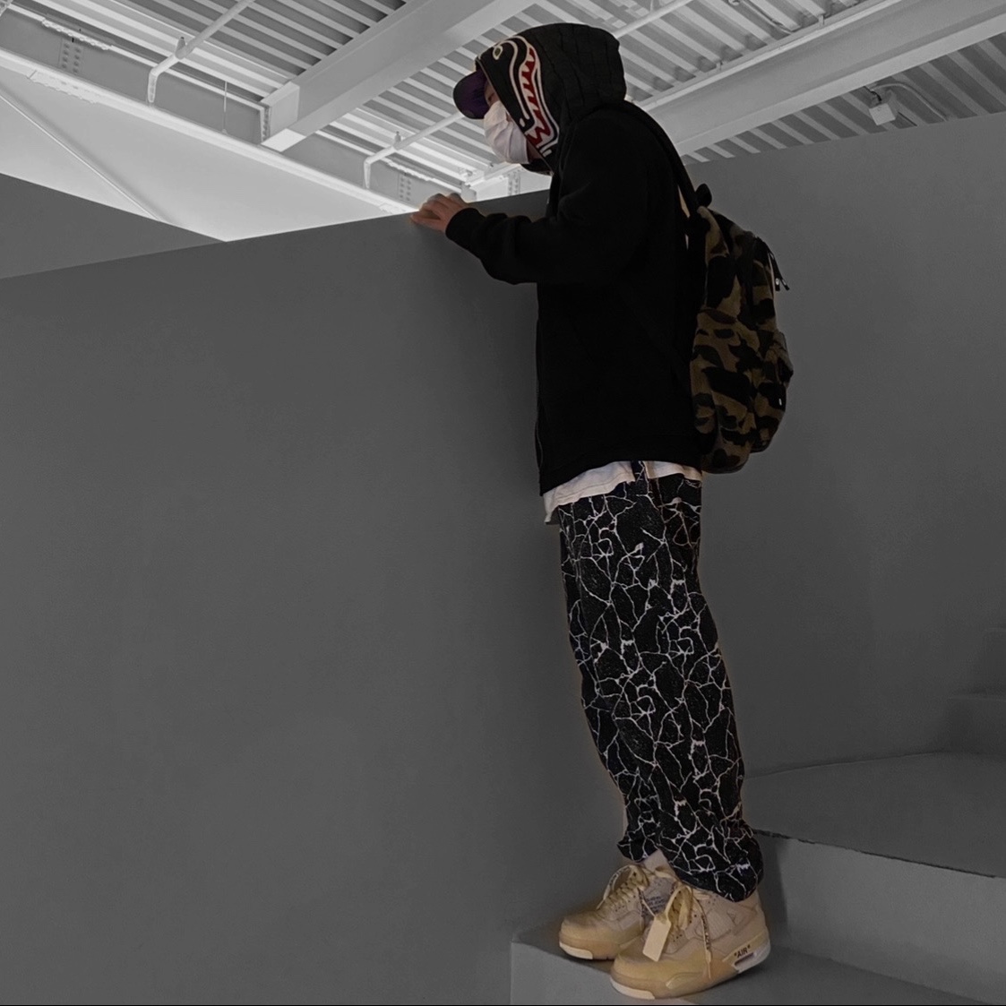(W) Jordan 4 x Off-White Retro SP Sail 착용 스타일