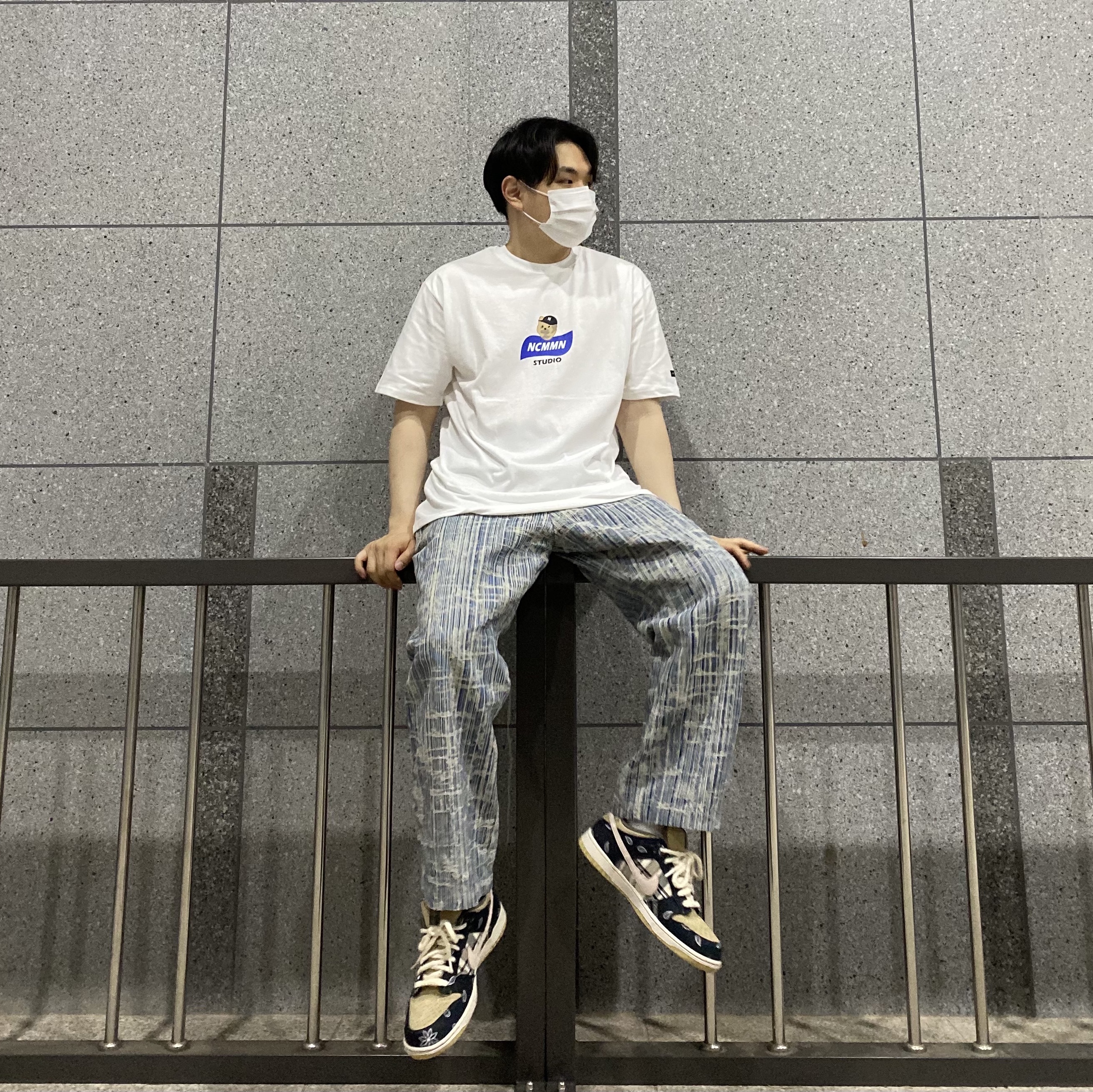 Nike x Travis Scott SB Dunk Low 착용 스타일 - 3