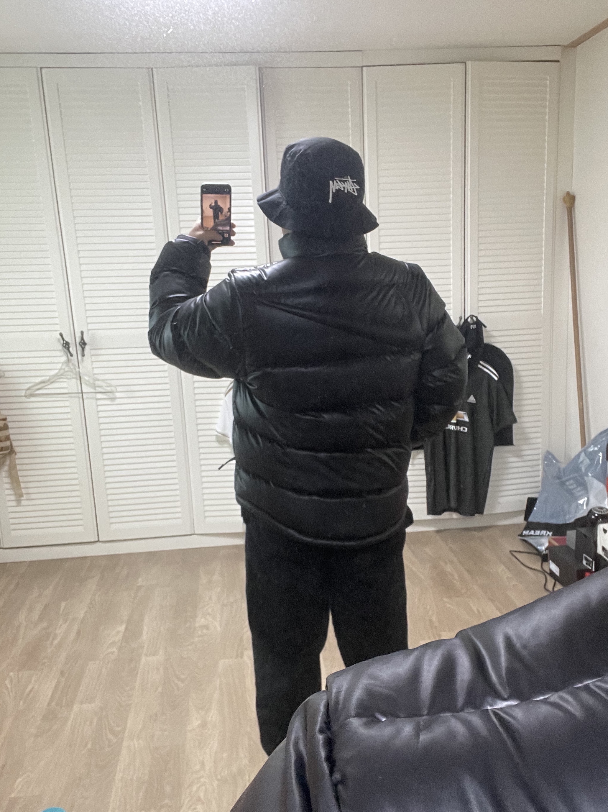 Nike x Stussy Bucket Hat Black, Nike x Drake Nocta Puffer Jacket Black - Asia 착용 스타일 - 2