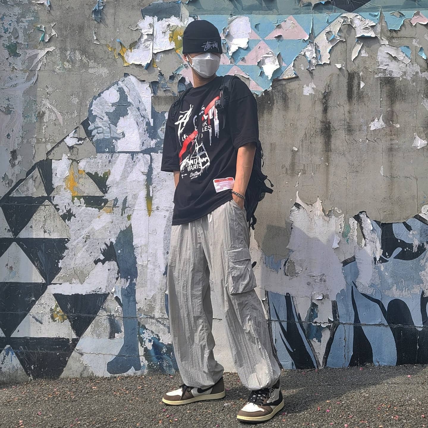 Jordan 1 x Travis Scott Retro High OG SP Mocha, Nike x Stussy Cuff Beanie Black 착용 스타일
