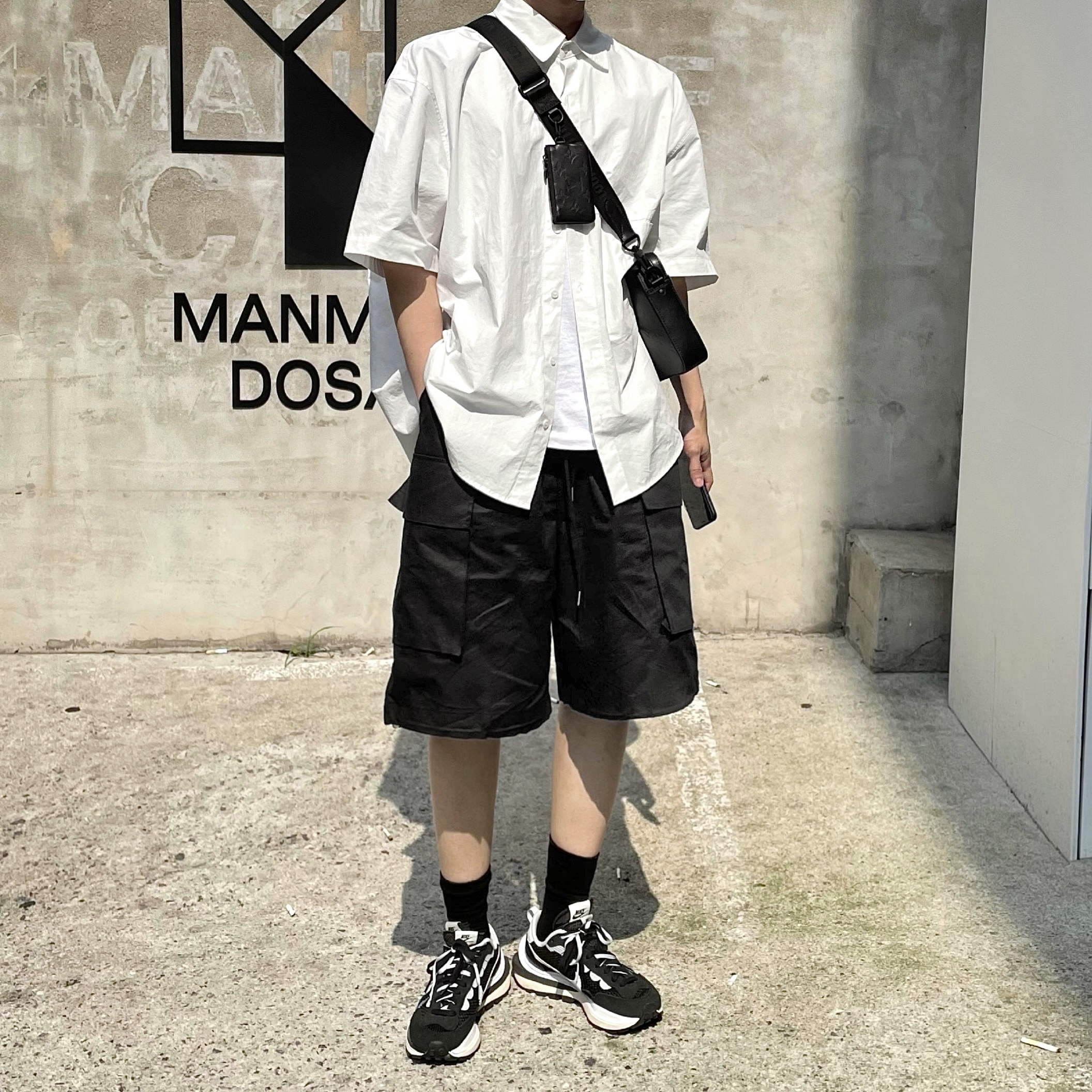 Nike x Sacai VaporWaffle Black White 착용 스타일 - 4