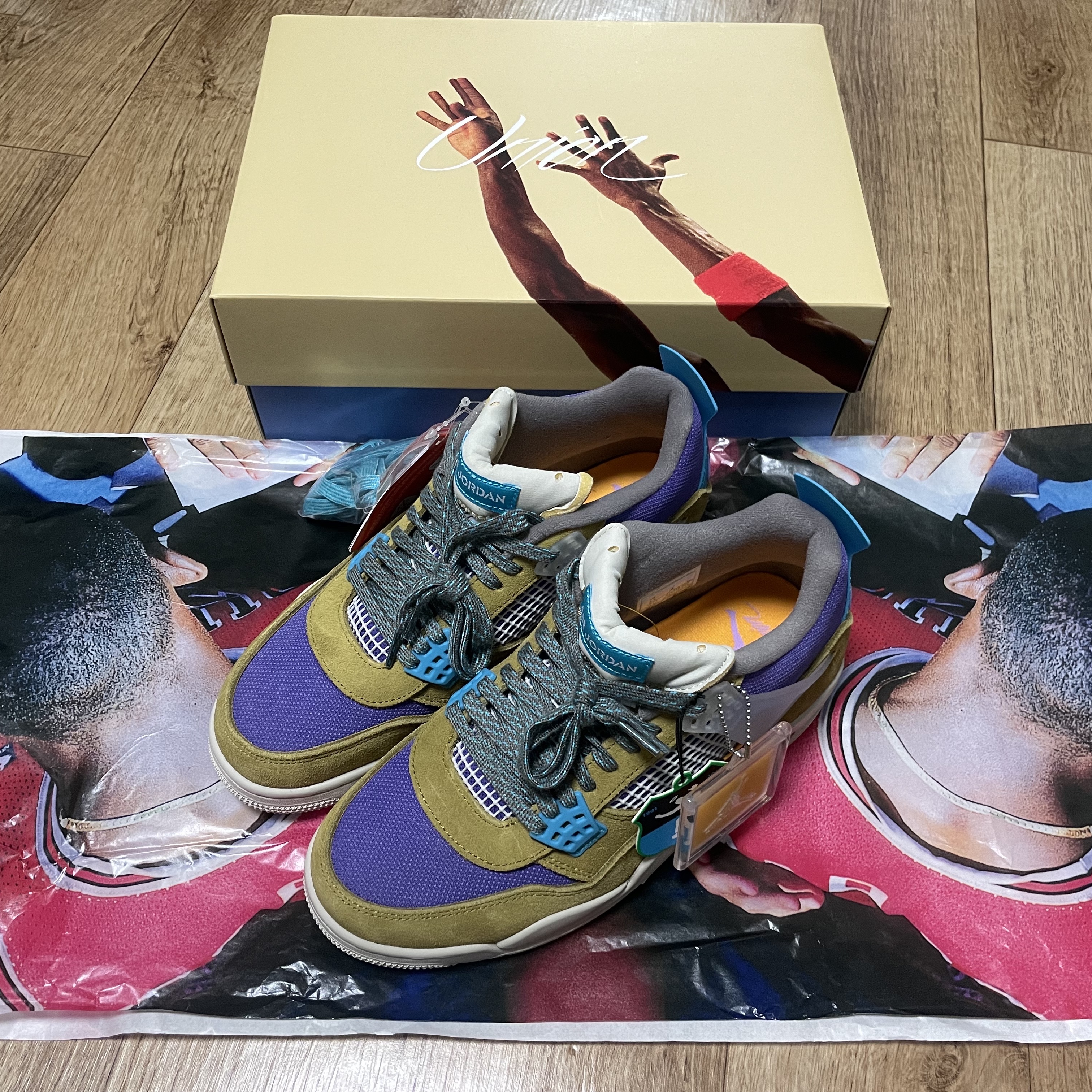 Jordan 4 x Union Retro SP Desert Moss 착용 스타일 - 3