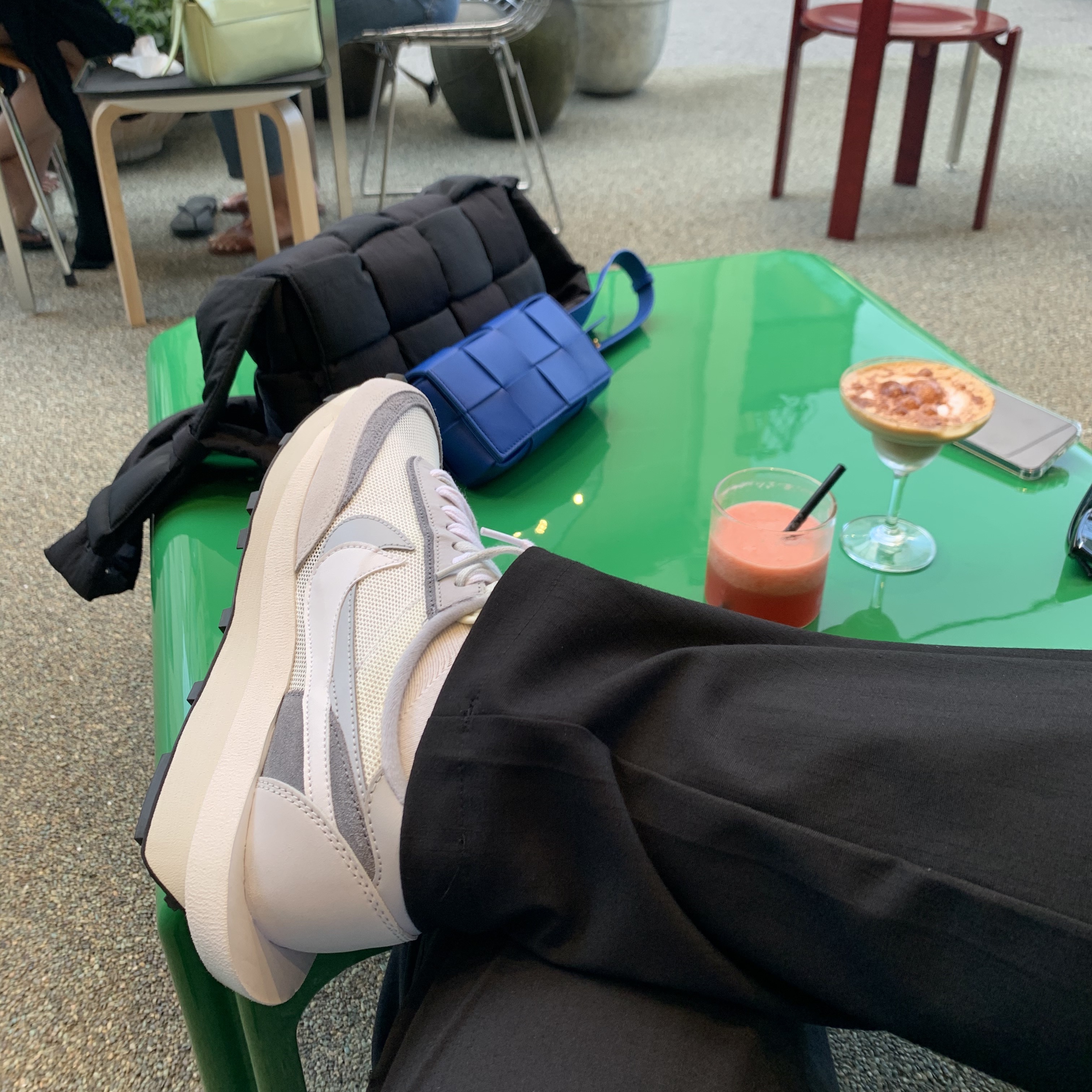 Nike x Sacai LDWaffle Summit White 착용 스타일