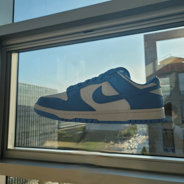 Nike Dunk Low Retro University Blue 착용 스타일 - 1