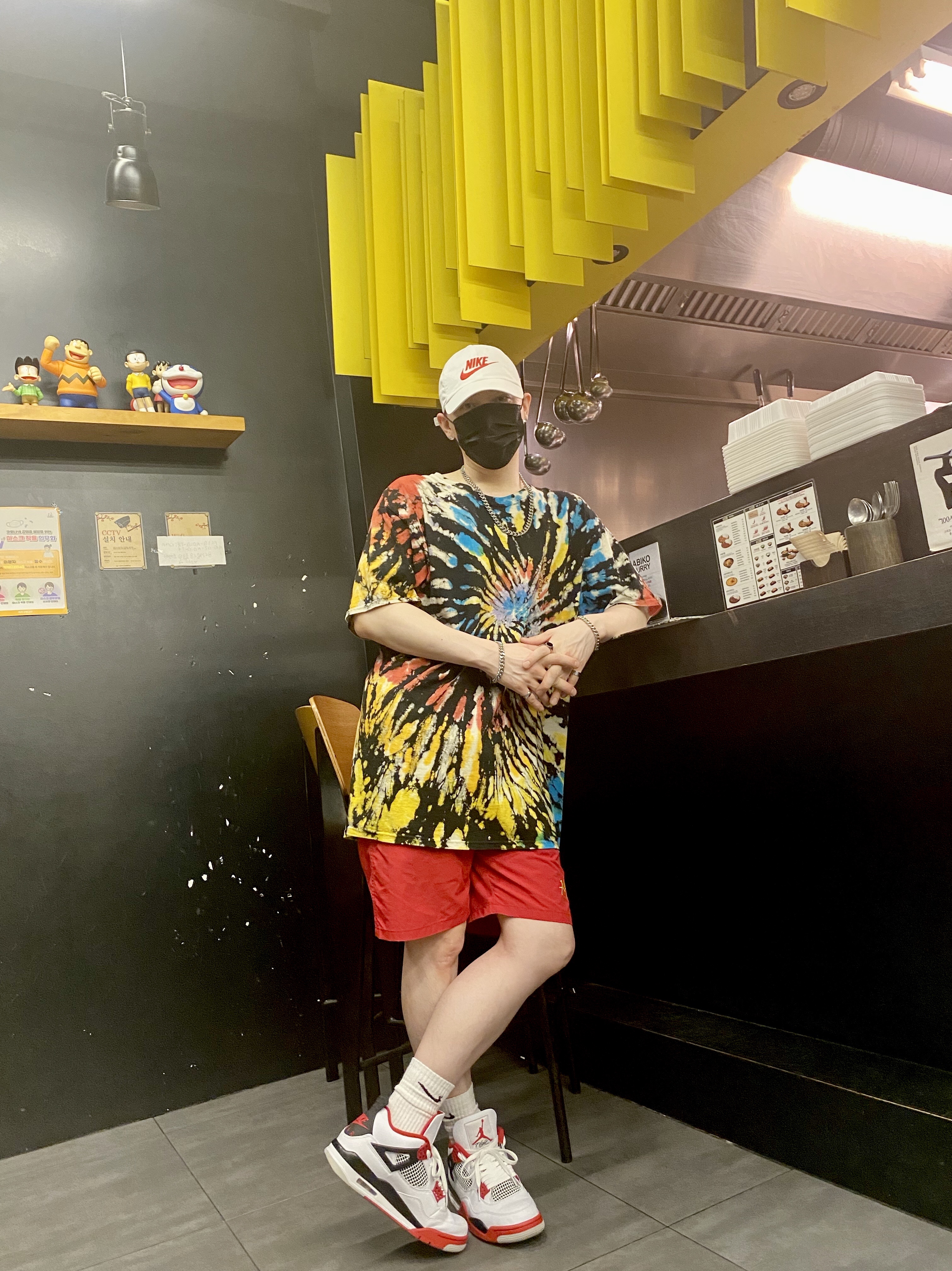 Jordan 4 Retro OG Fire Red 2020 착용 스타일 - 1