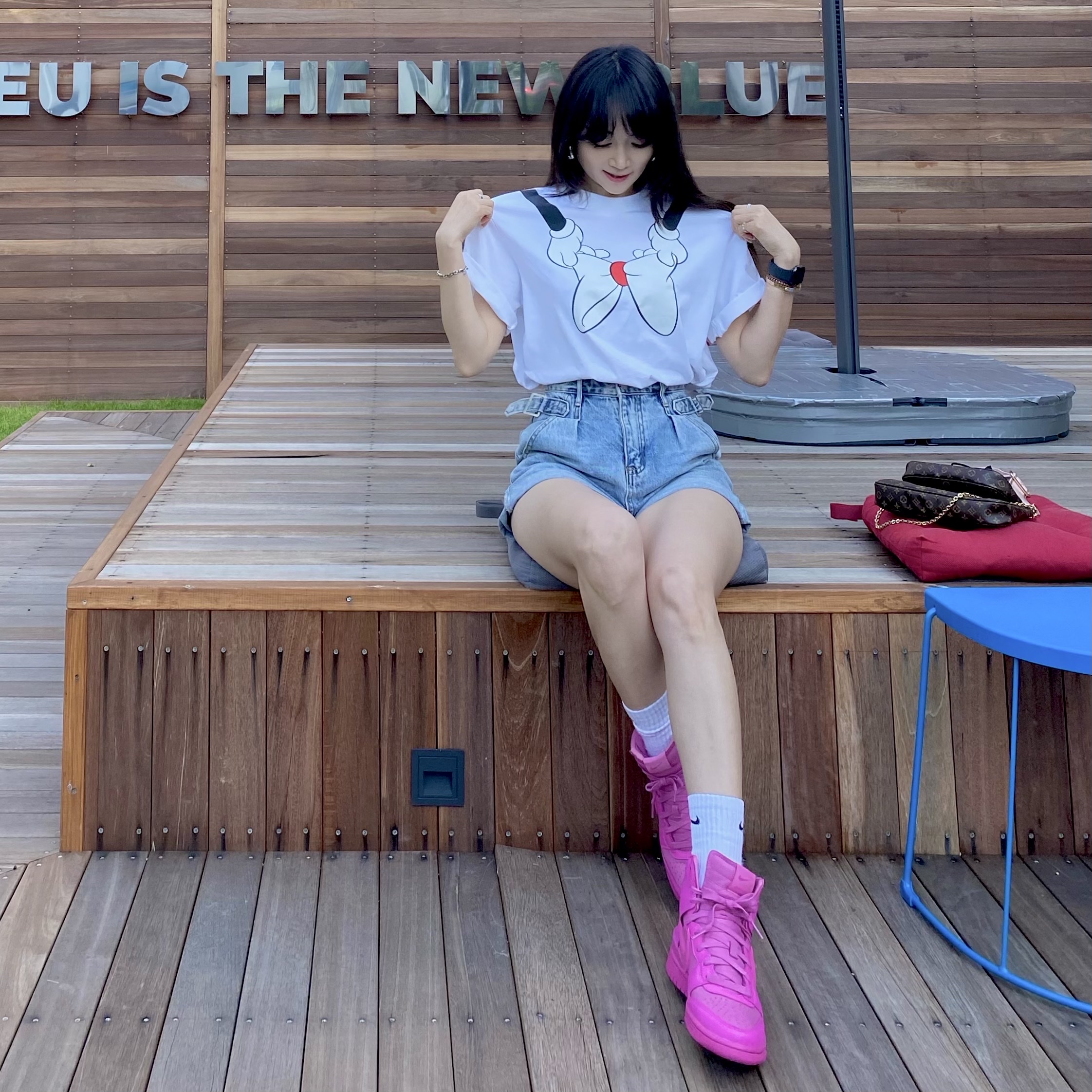 Nike x Ambush Dunk High Cosmic Fuchsia 착용 스타일 - 1