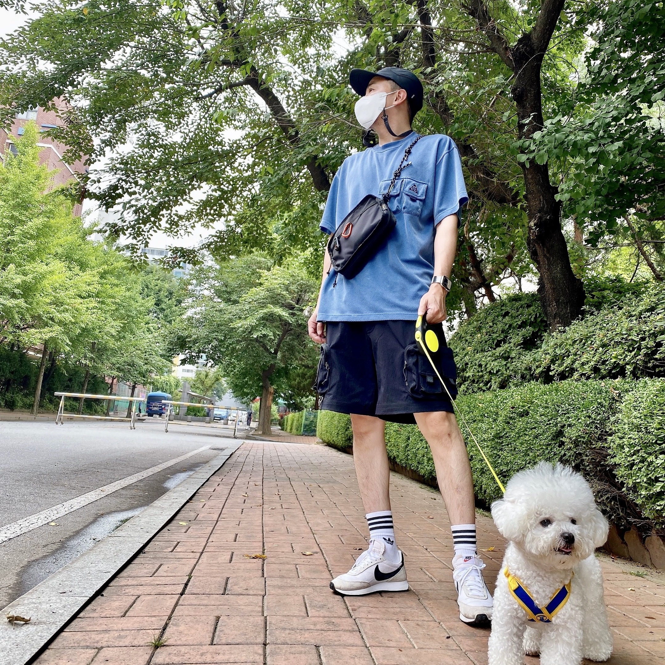 Nike ACG Cargo Shorts Black - Asia, Nike ACG Watchman Peak T-Shirt Blue Void - Asia 착용 스타일 - 2