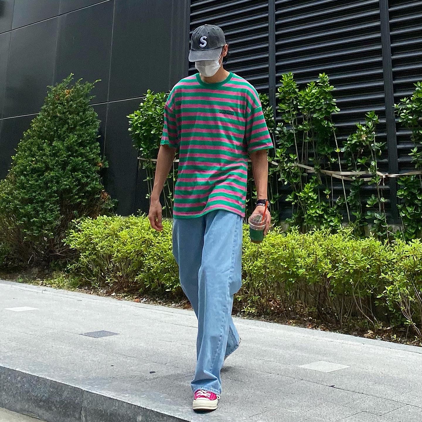 Supreme Pigment Print S Logo 6-Panel Black - 20SS 착용 스타일