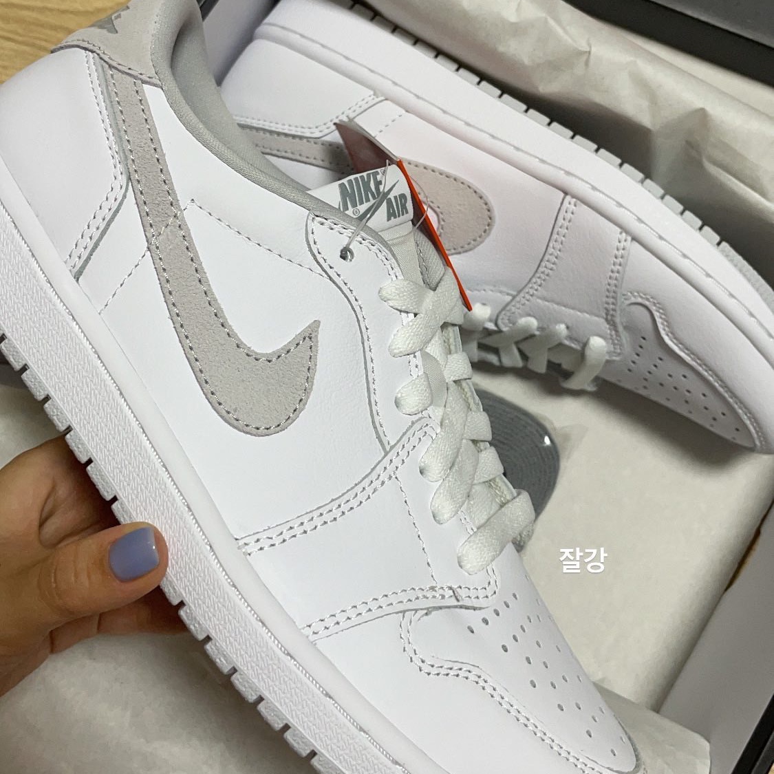 Jordan 1 Low OG Neutral Grey 착용 스타일