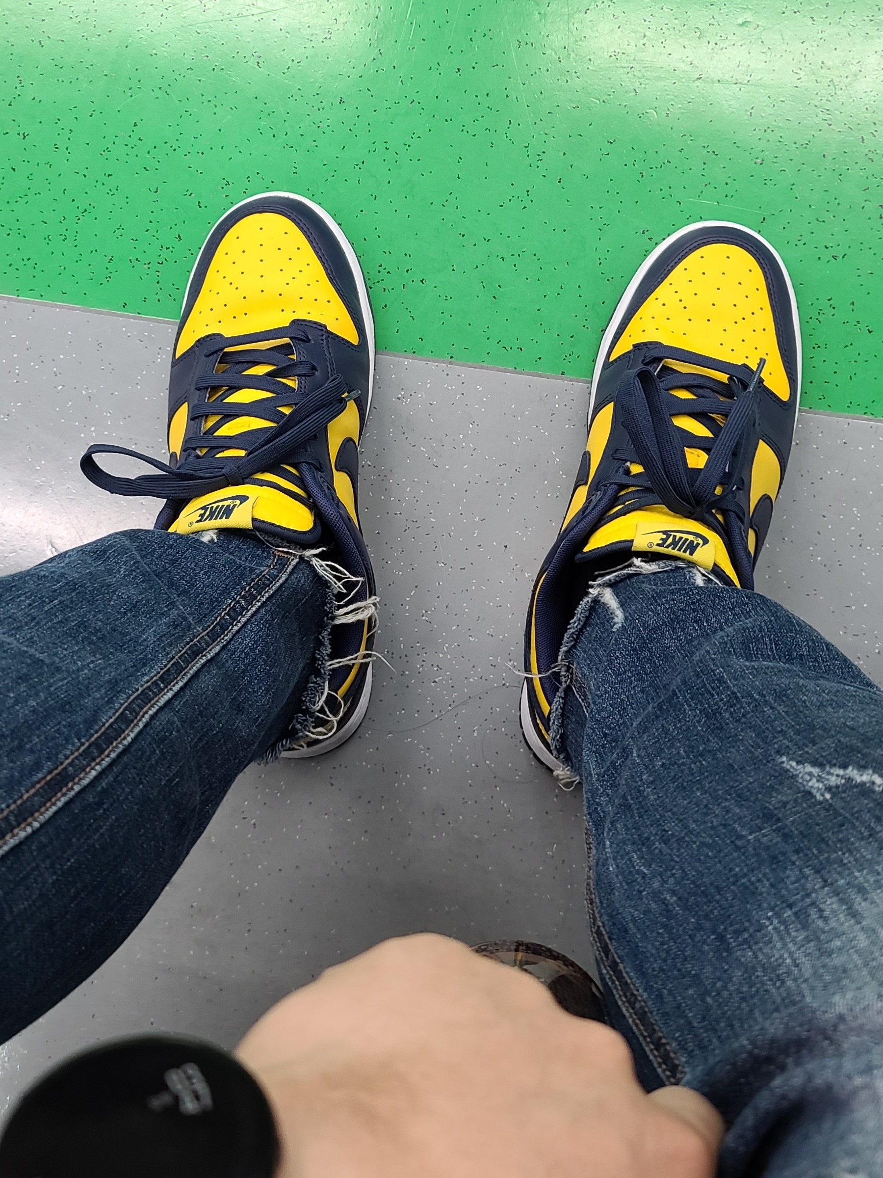 Nike Dunk Low Retro Varsity Maize 착용 스타일 - 2