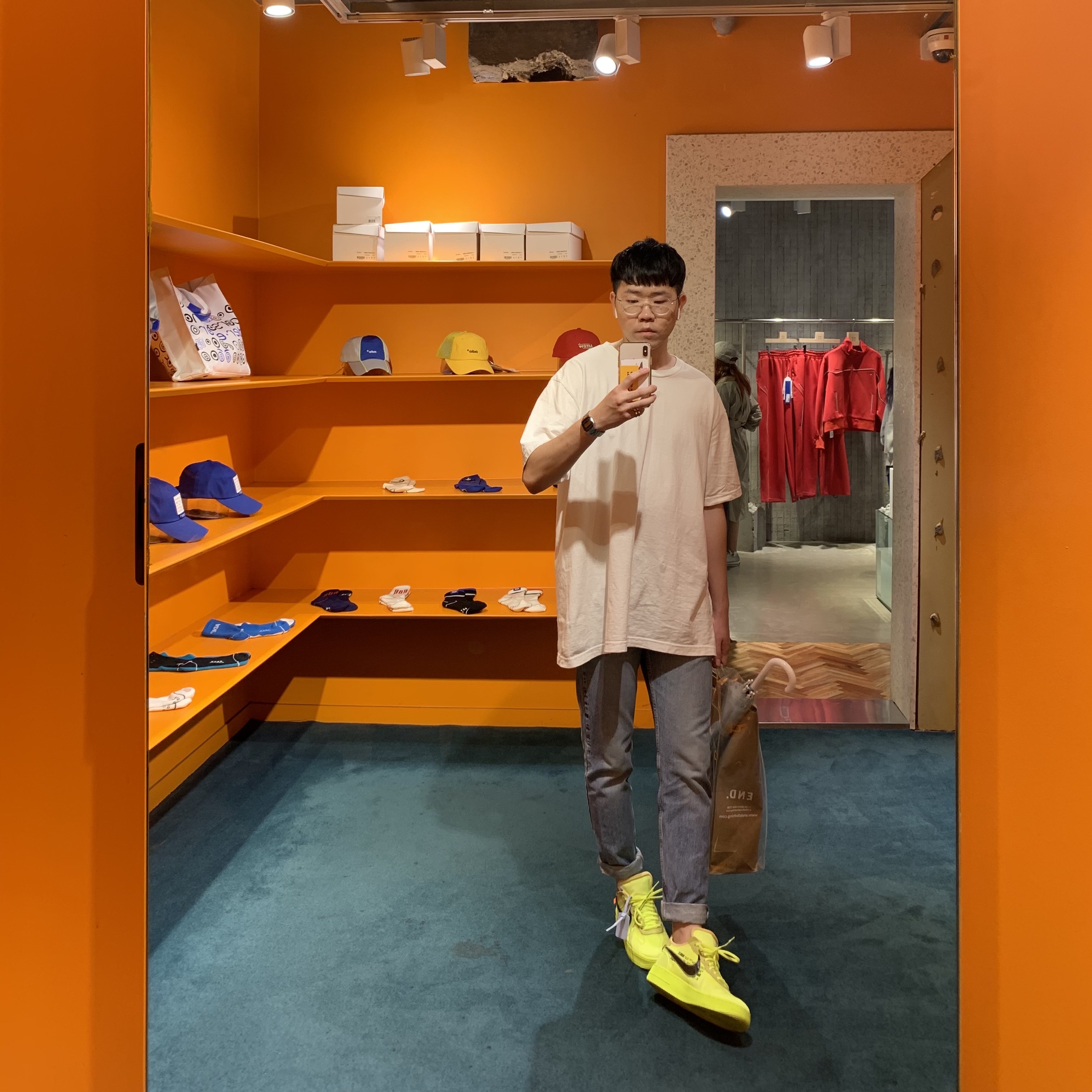 Nike x Off-White Air Force 1 Low Volt 착용 스타일 - 1