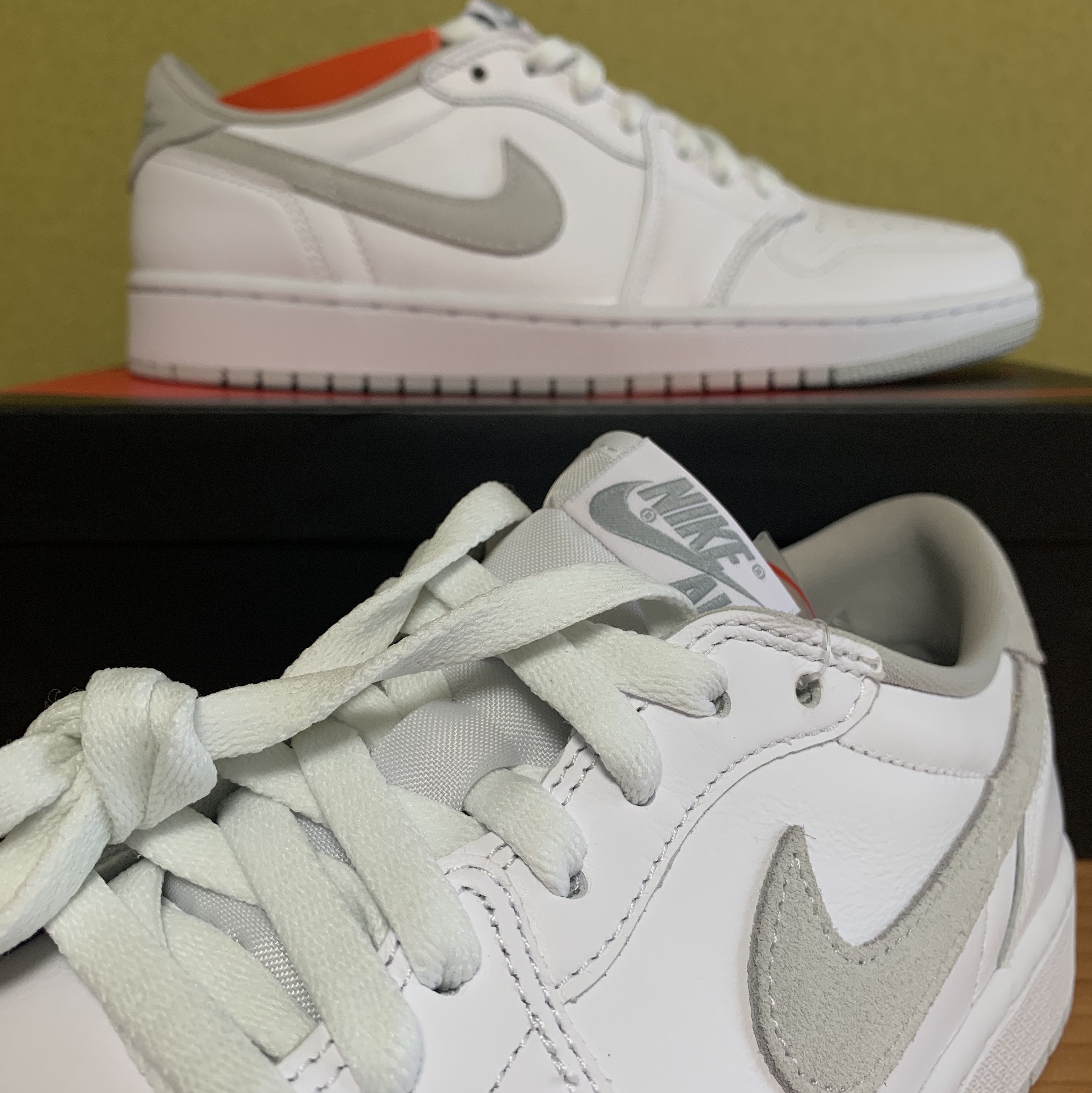 (W) Jordan 1 Low OG Neutral Grey 착용 스타일 - 3