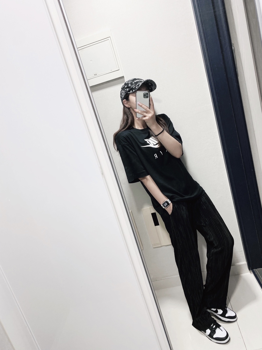 Supreme Bandana Camp Cap Black - 21SS, Nike Dunk Low Retro Black 착용 스타일 - 1
