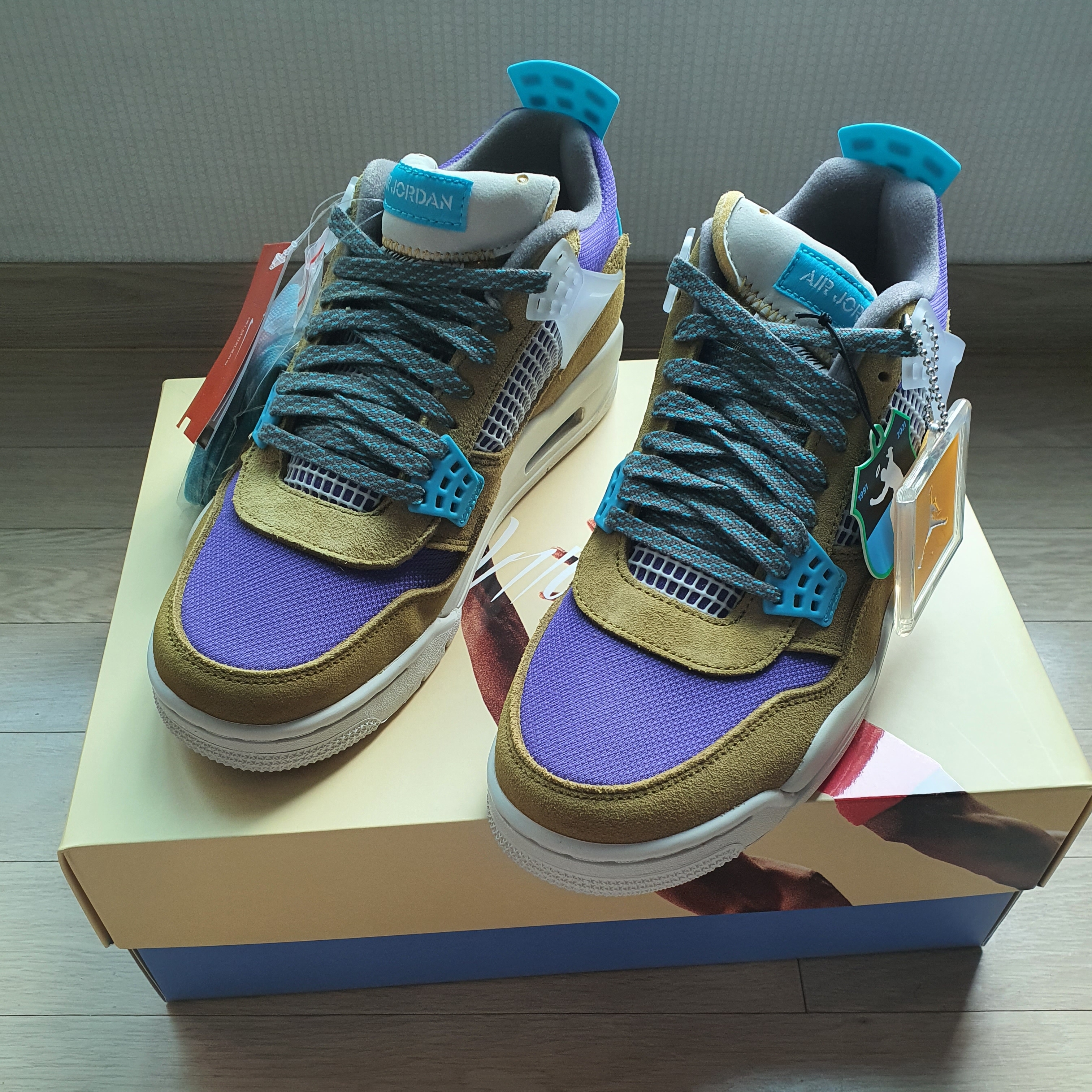 Jordan 4 x Union Retro SP Desert Moss 착용 스타일 - 1