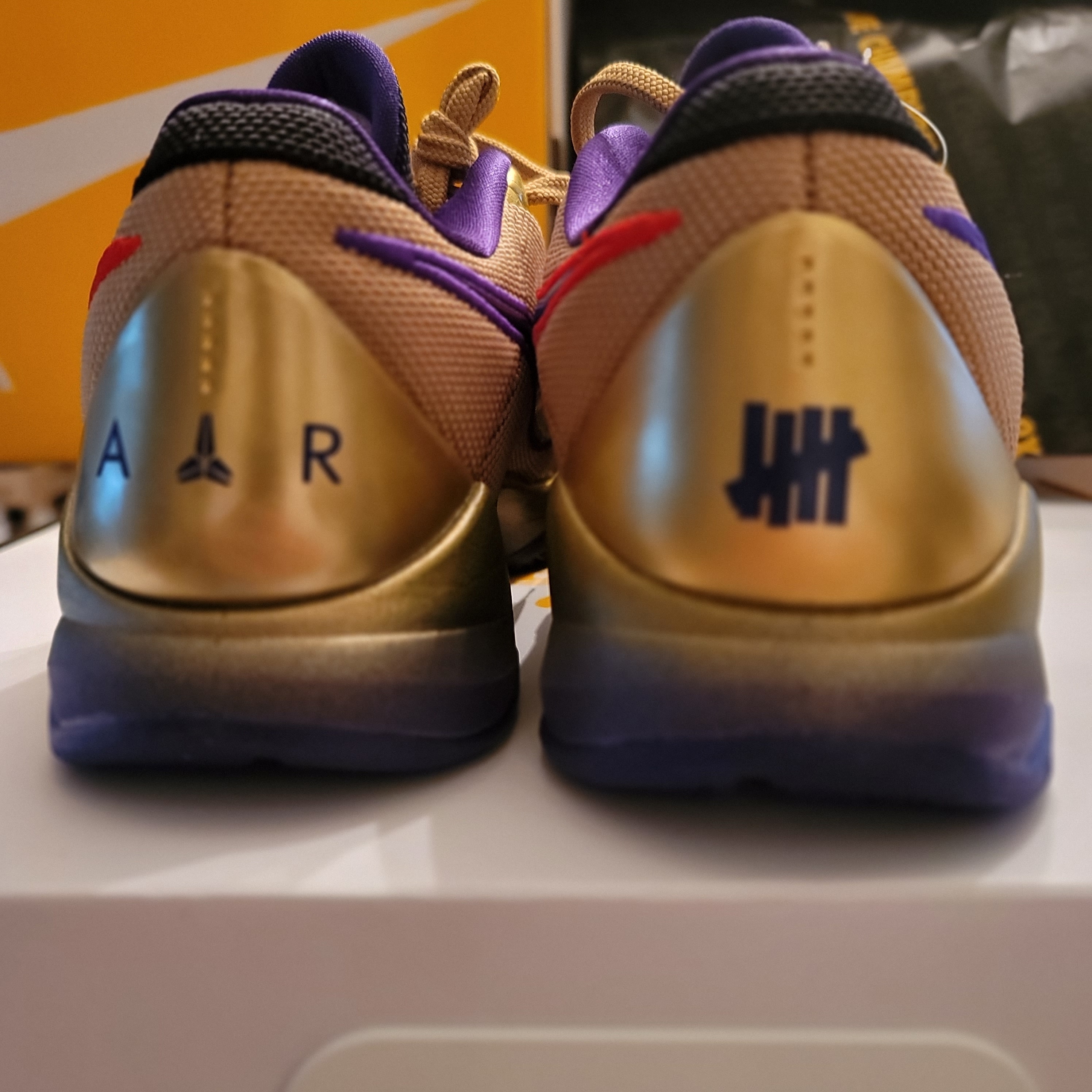 Nike x Undefeated Kobe 5 Protro Hall of Fame, Nike x Undefeated Kobe 5 Protro What If Pack 착용 스타일 - 3