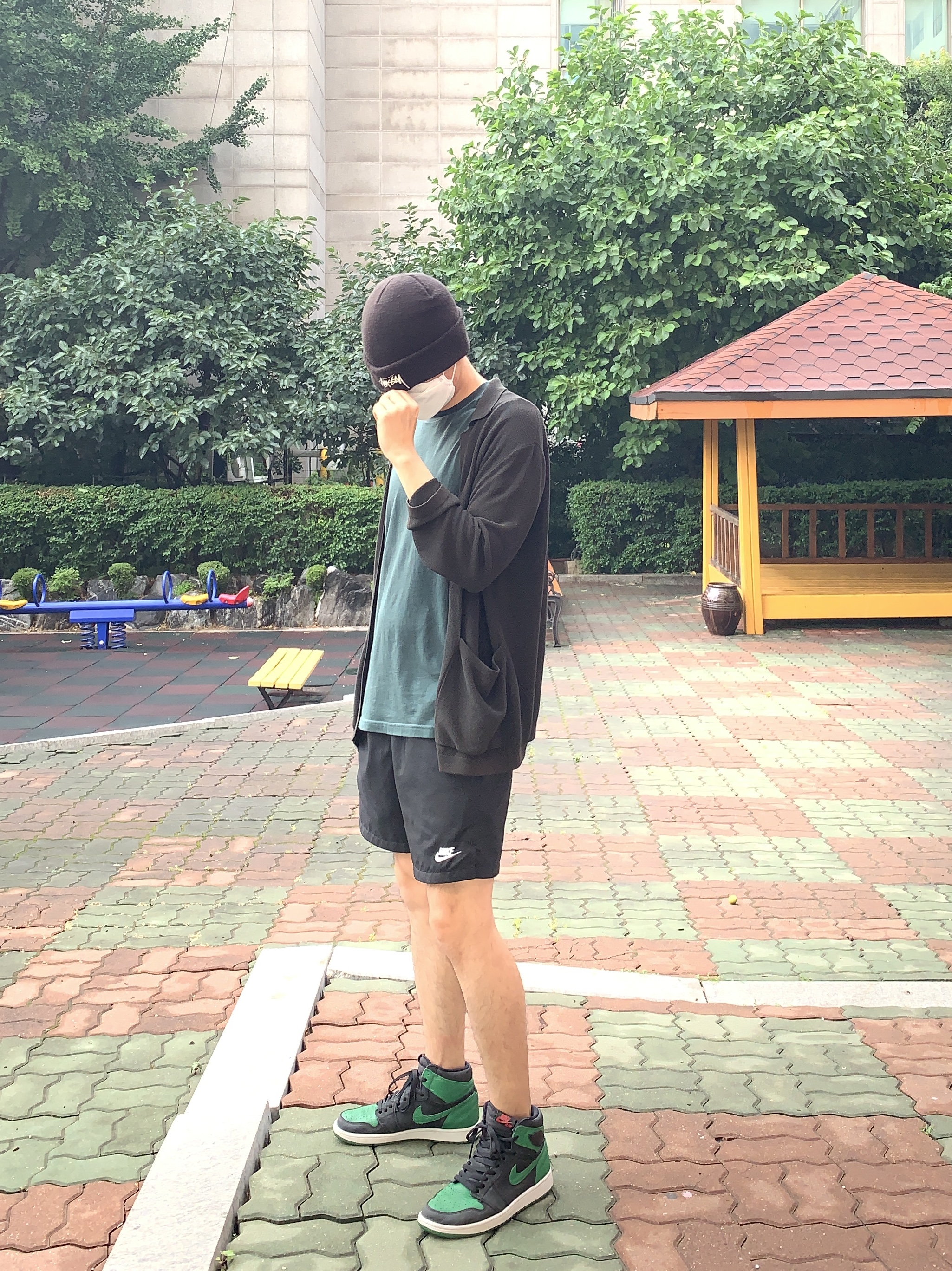Jordan 1 Retro High OG Pine Green Black, Nike x Stussy Cuff Beanie 착용 스타일
