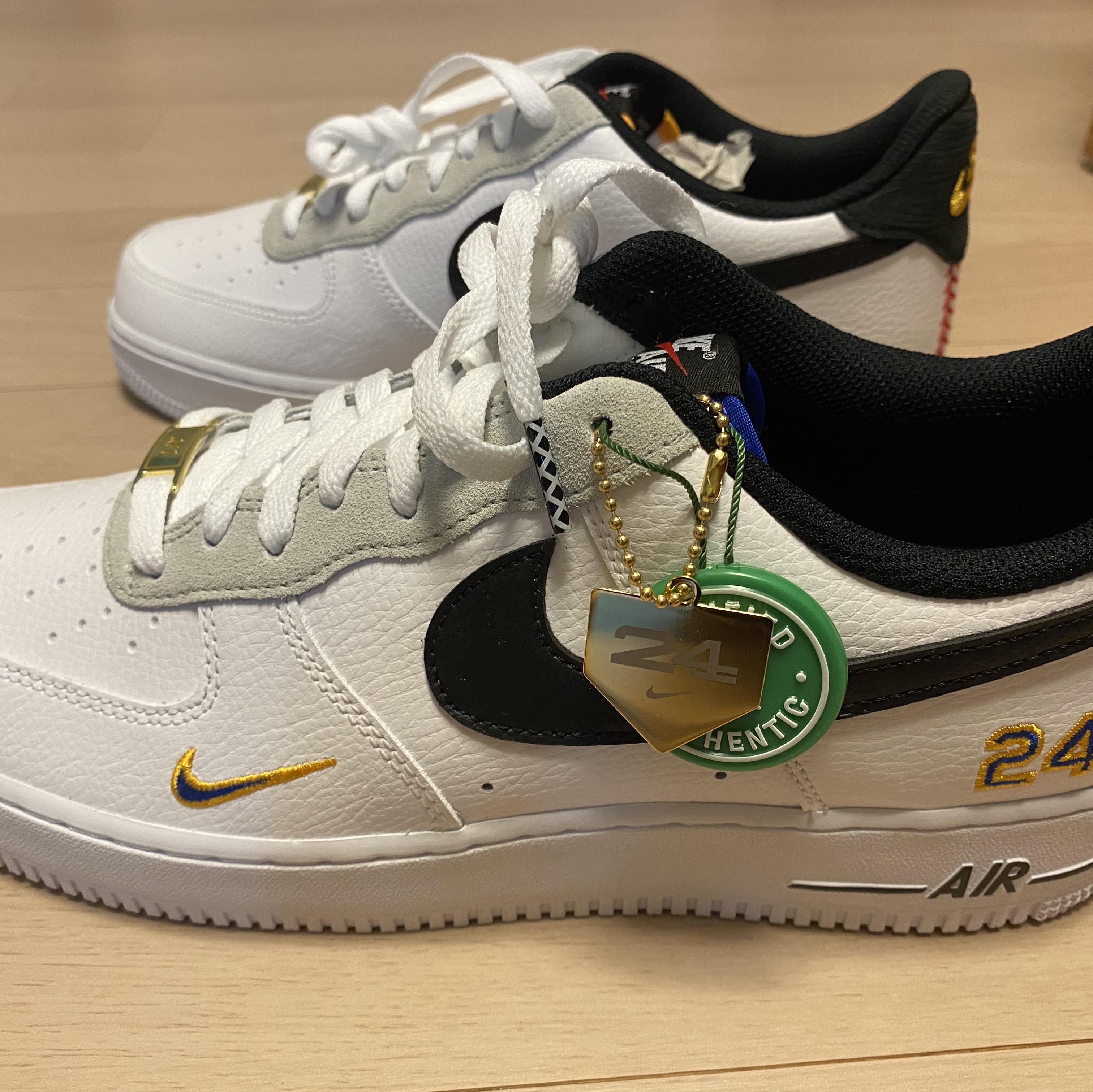 Nike Air Force 1 '07 LV8 Ken Griffey Jr. and Sr. Swingman 착용 스타일 - 1