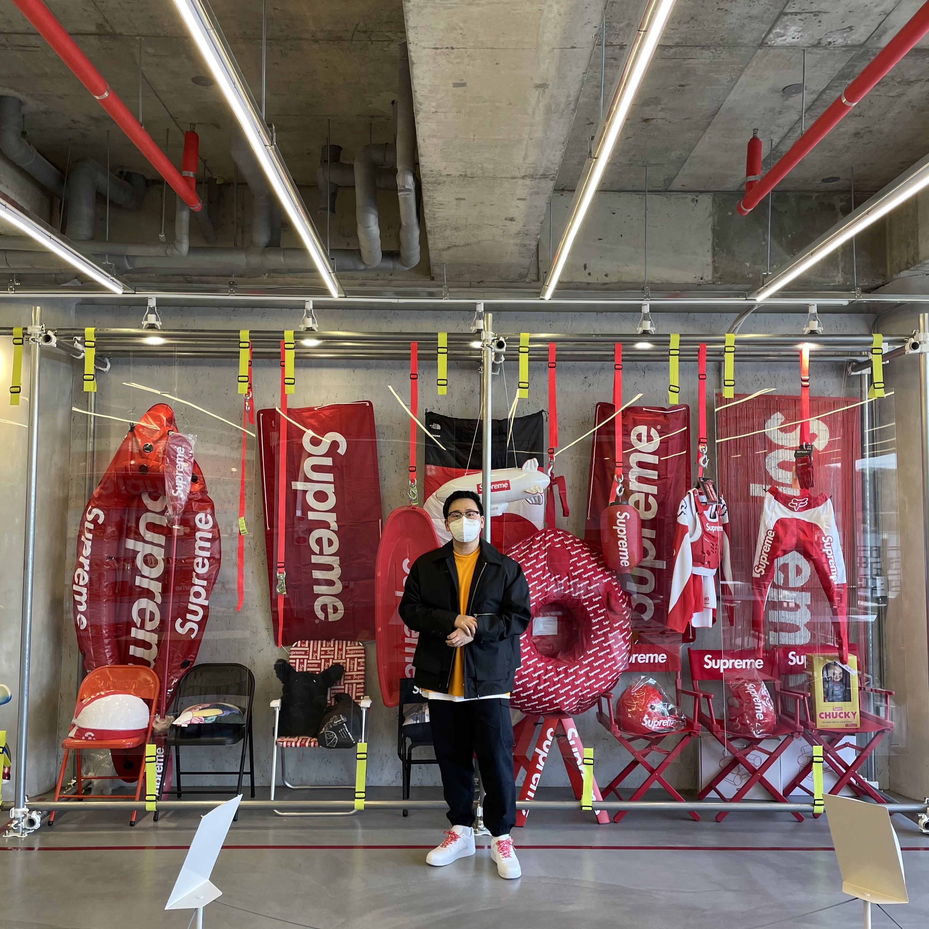 Nike x Supreme Air Force 1 Low White, Nike x Kim Jones Oversized T-Shirt Circuit Orange - US/EU 착용 스타일 - 1