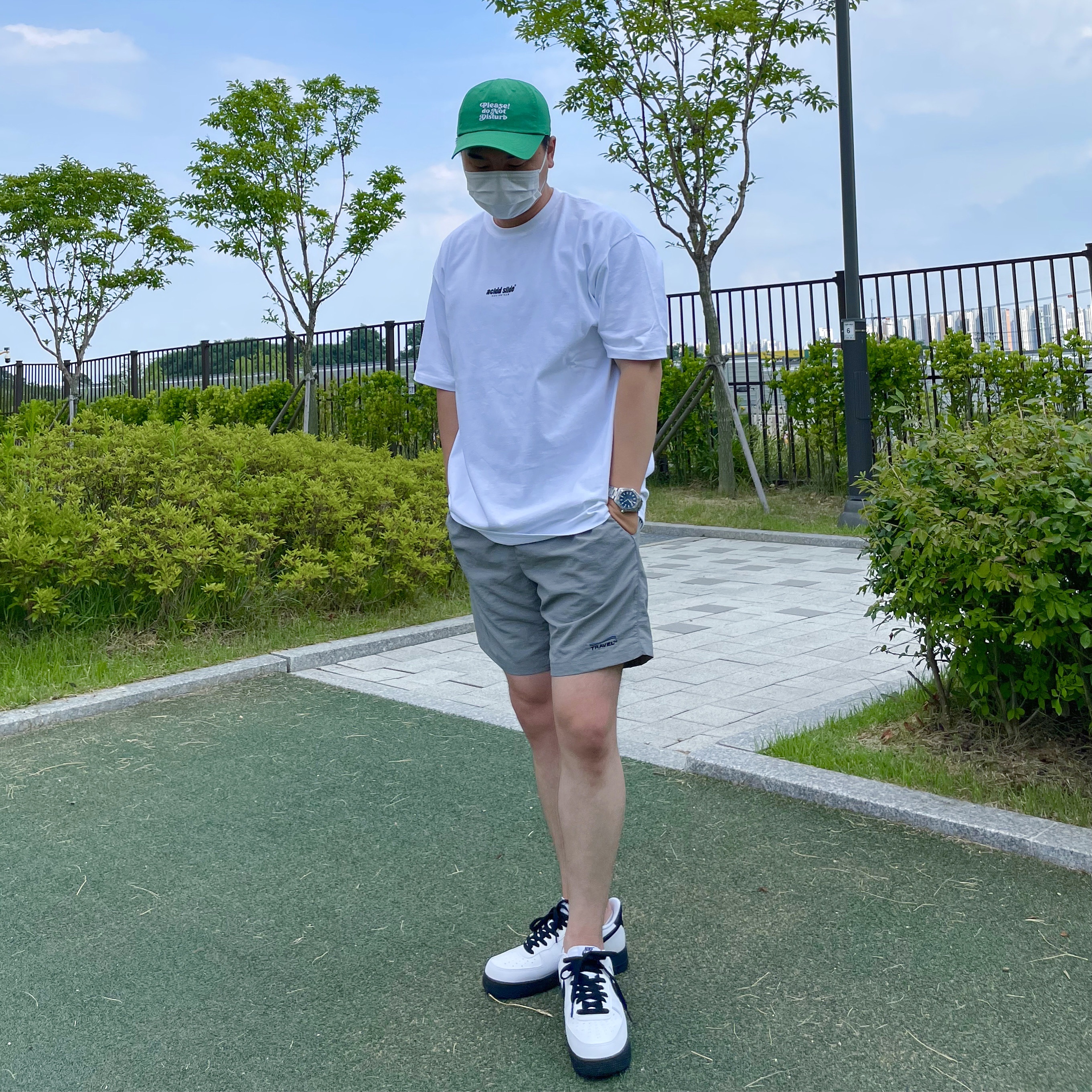 Nike Air Force 1 Low White Black Midsole 착용 스타일
