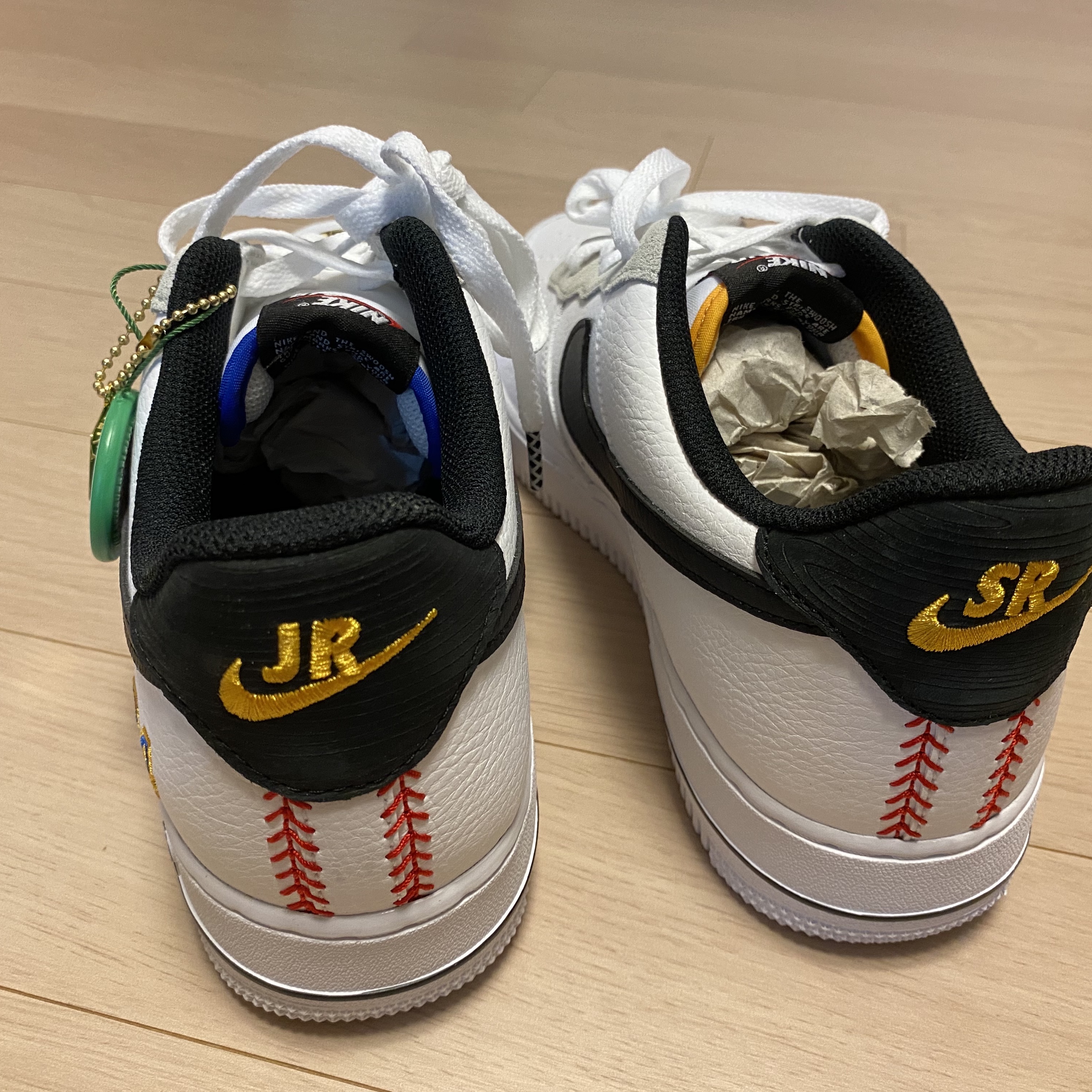 Nike Air Force 1 '07 LV8 Ken Griffey Jr. and Sr. Swingman 착용 스타일 - 2