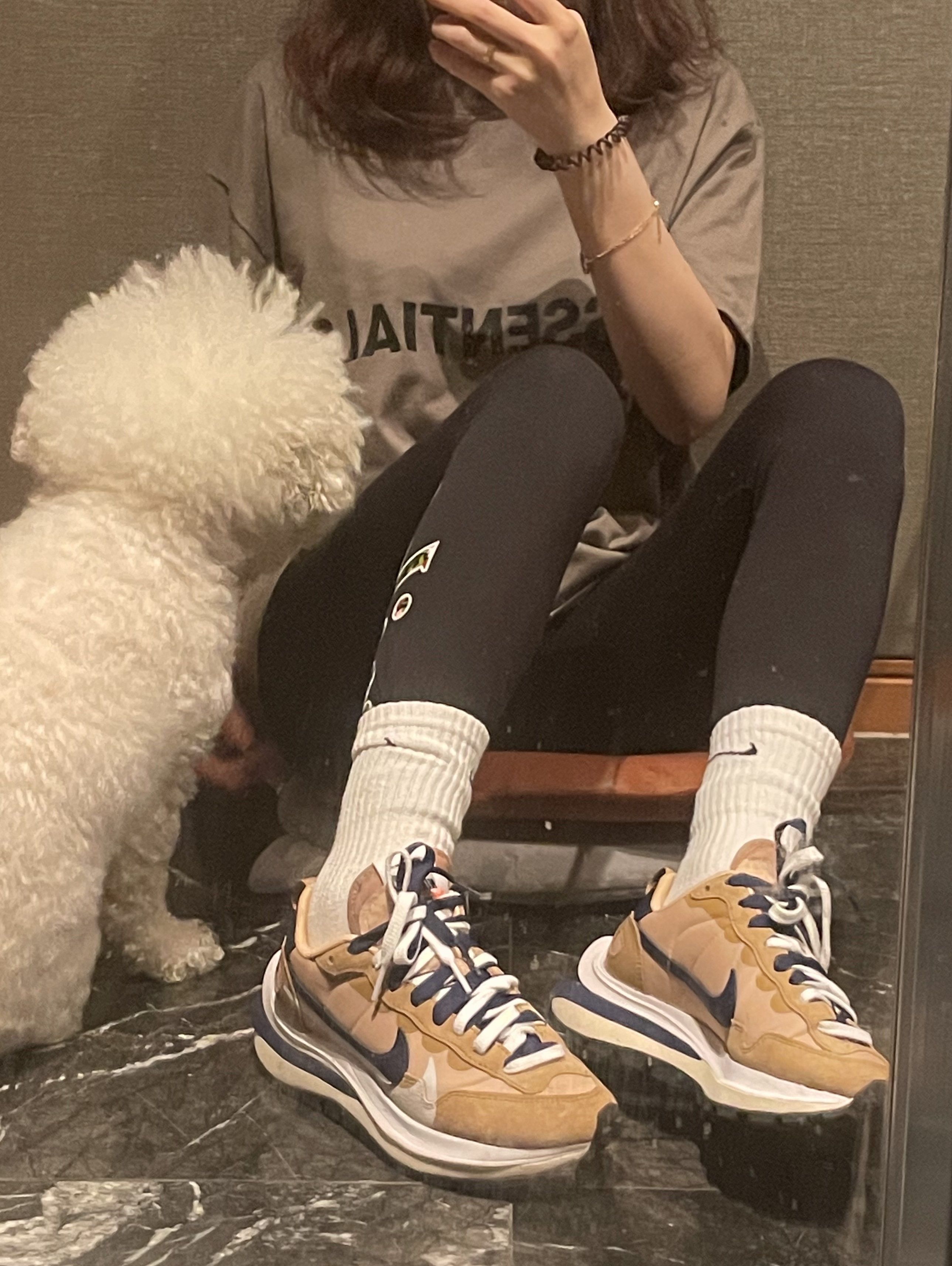 Essentials 3D Silicon Applique Boxy T-Shirt Cement - 20FW, Nike x Sacai VaporWaffle Sesame and Blue Void 착용 스타일 - 3
