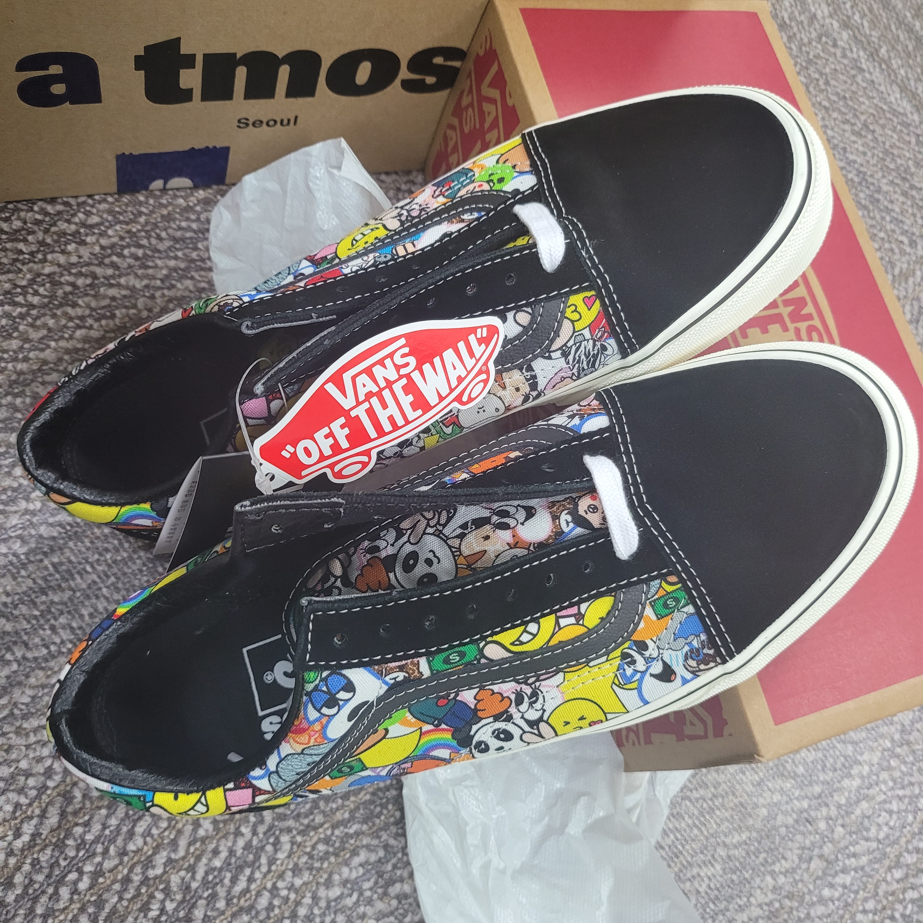 Vans x Atmos Old Skool Emoji 착용 스타일 - 1