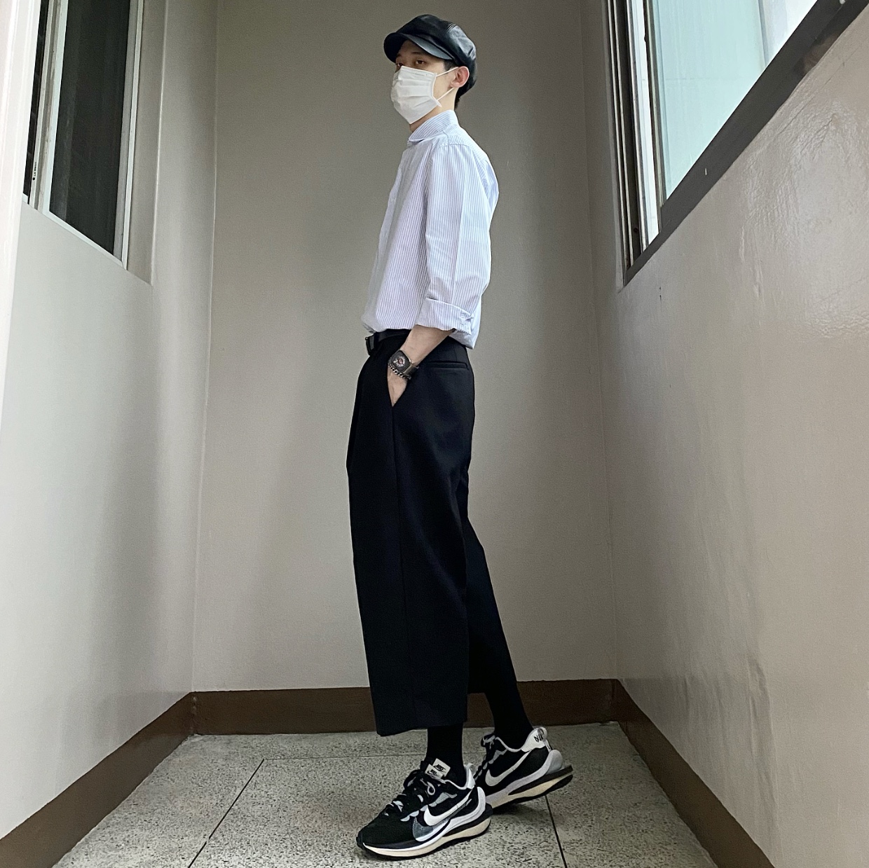 Nike x Sacai VaporWaffle Black White 착용 스타일 - 2