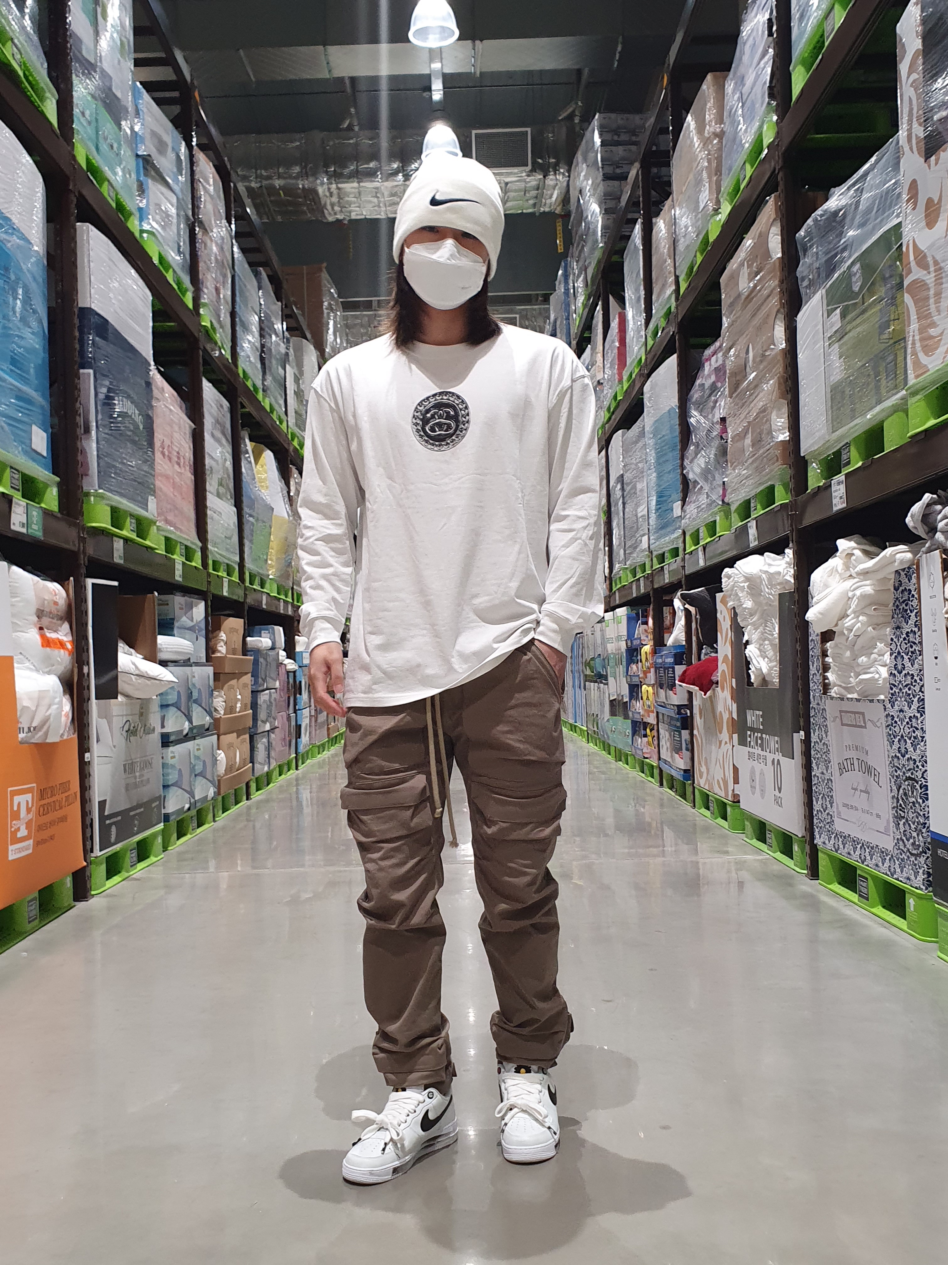Nike x Stussy Cuff Beanie White, Nike x Stussy Big Swoosh LS T-Shirt White - US/EU 착용 스타일