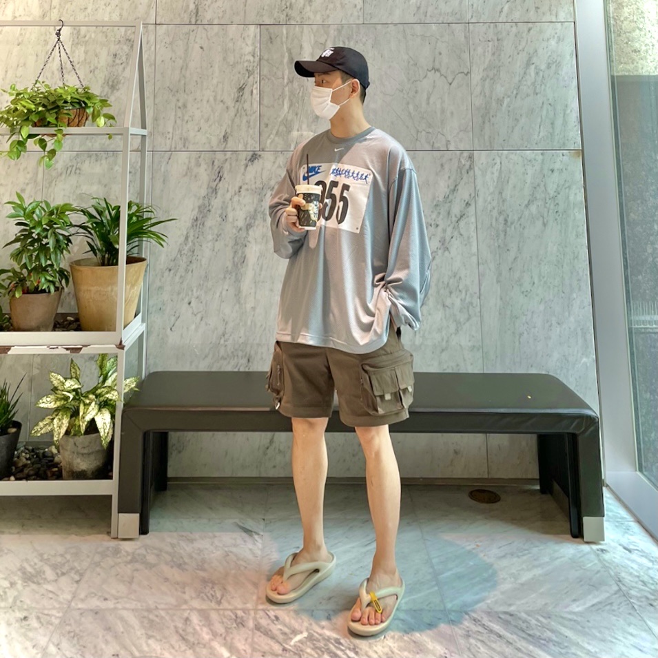 Nike x Cactus Plant Flea Market L/S Jersey Grey - US/EU, Nike ACG Cargo Shorts Ironstone - Asia 착용 스타일 - 1