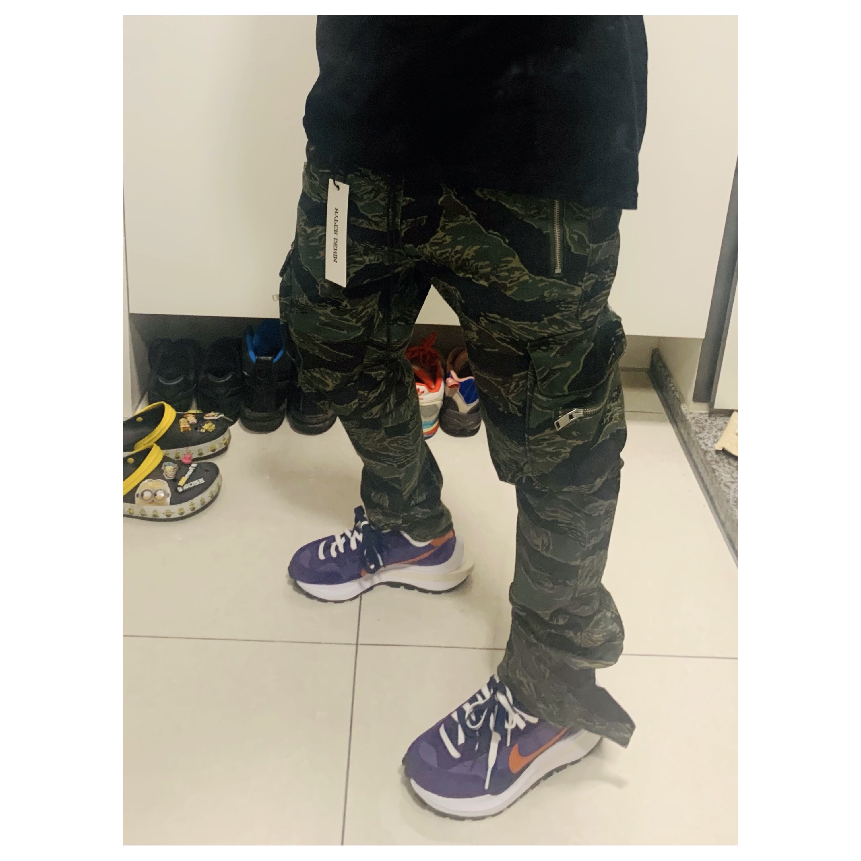 Nike x Sacai VaporWaffle Dark Iris 착용 스타일