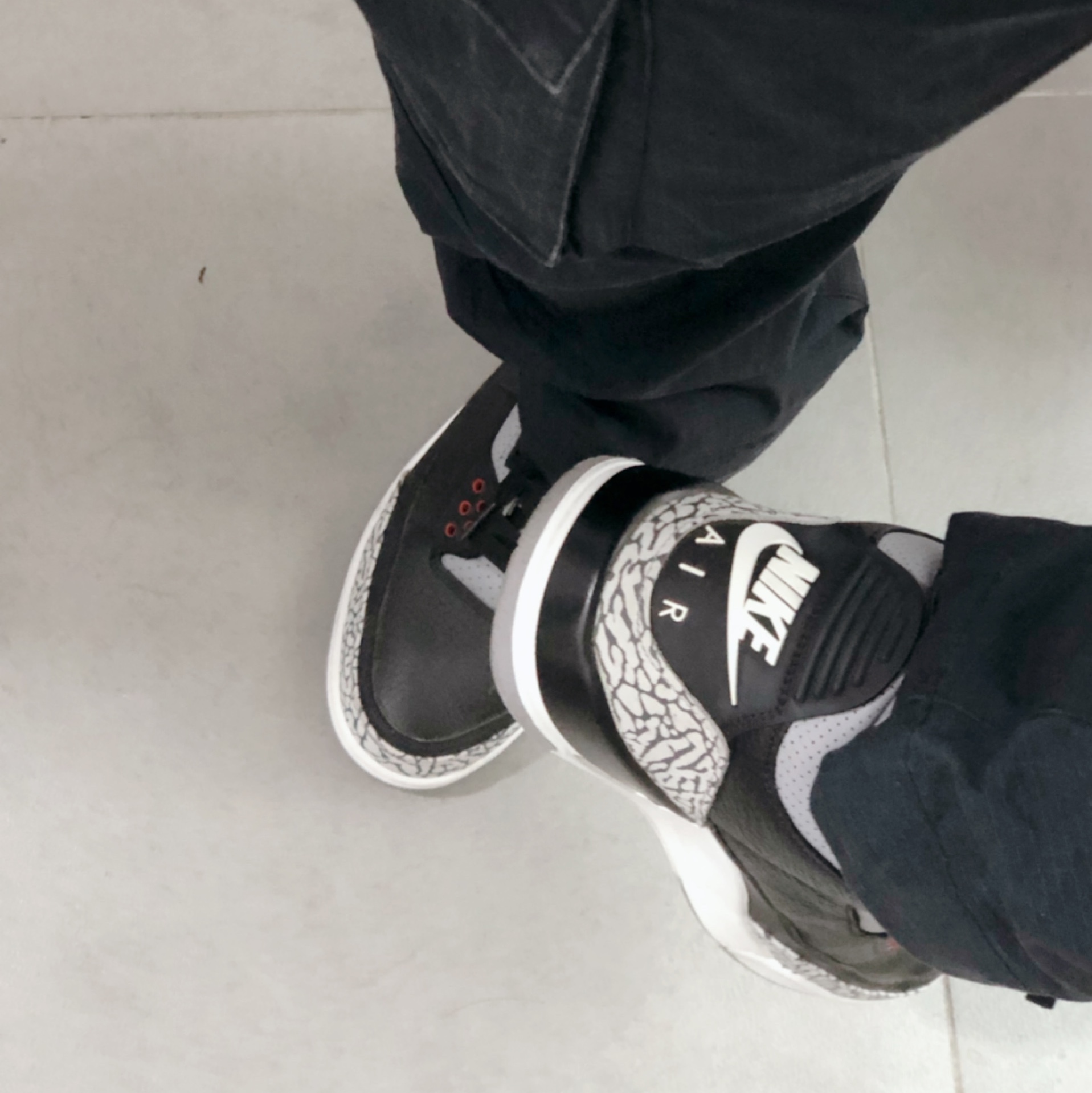 Jordan 3 Retro OG Black Cement 2018 착용 스타일 - 4