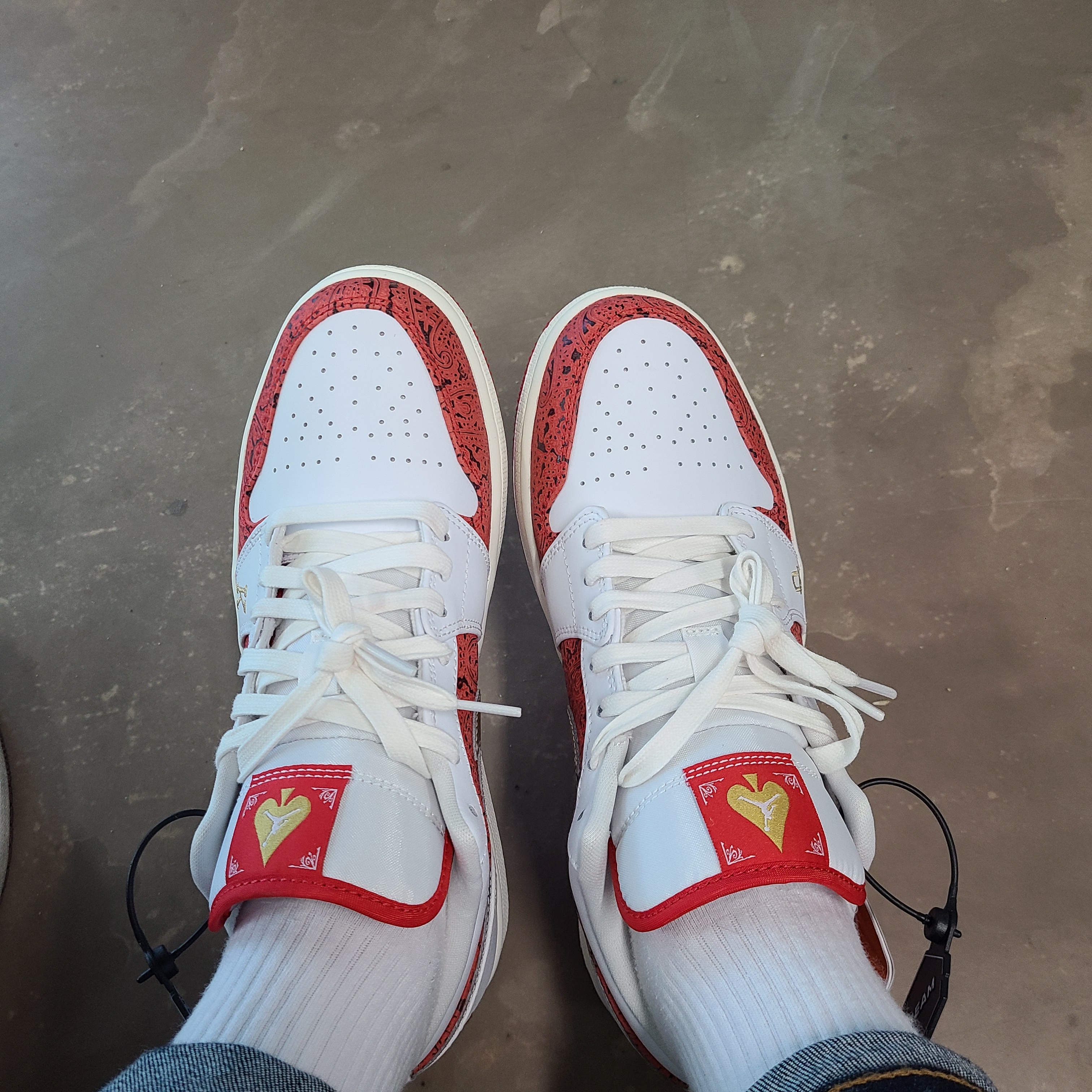 Jordan 1 Low SE Spades 착용 스타일