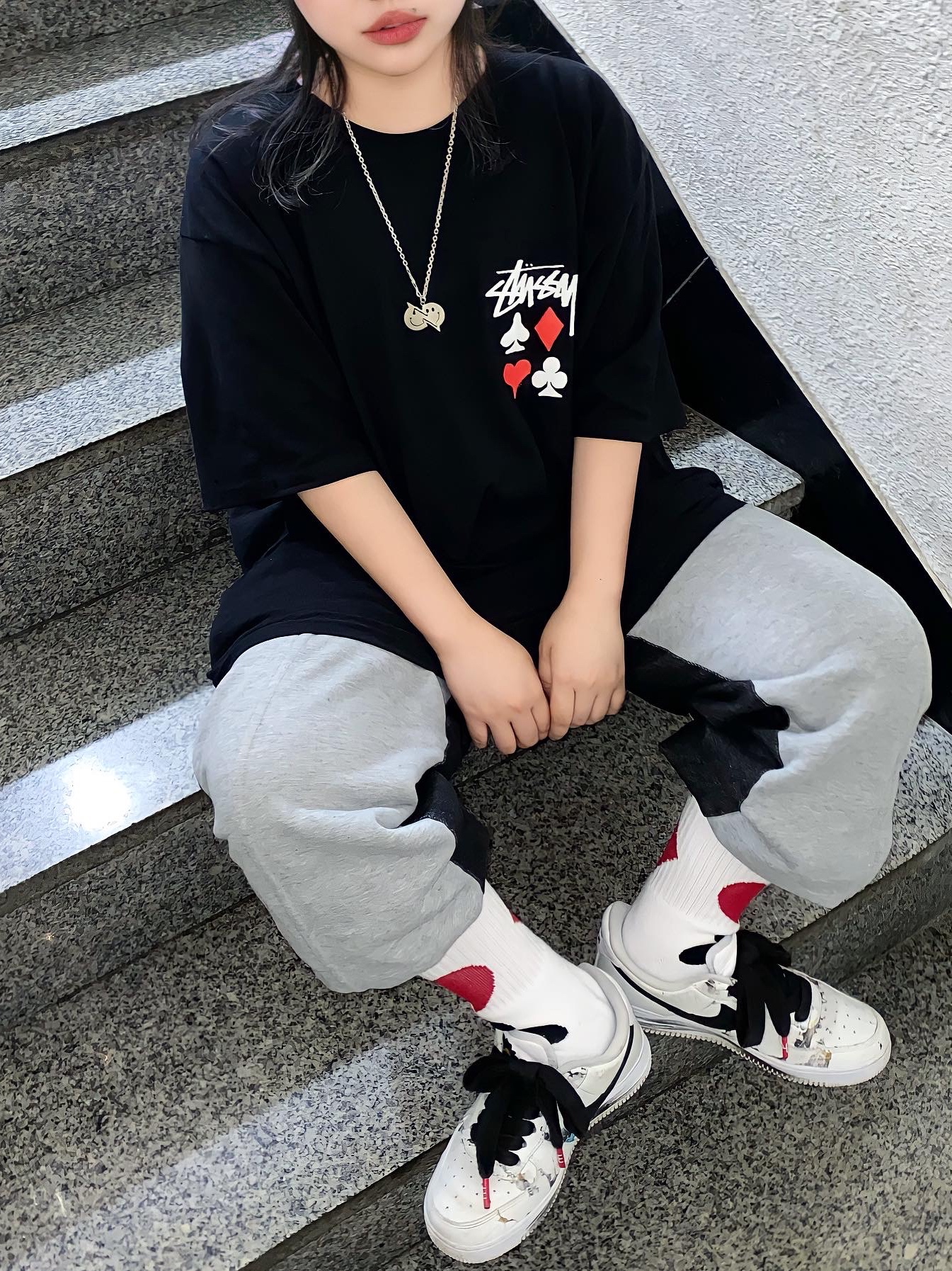 Nike x Peaceminusone Air Force 1 Low Para-Noise 2.0, Stussy Full Deck 2 T-Shirt Black 착용 스타일 - 2