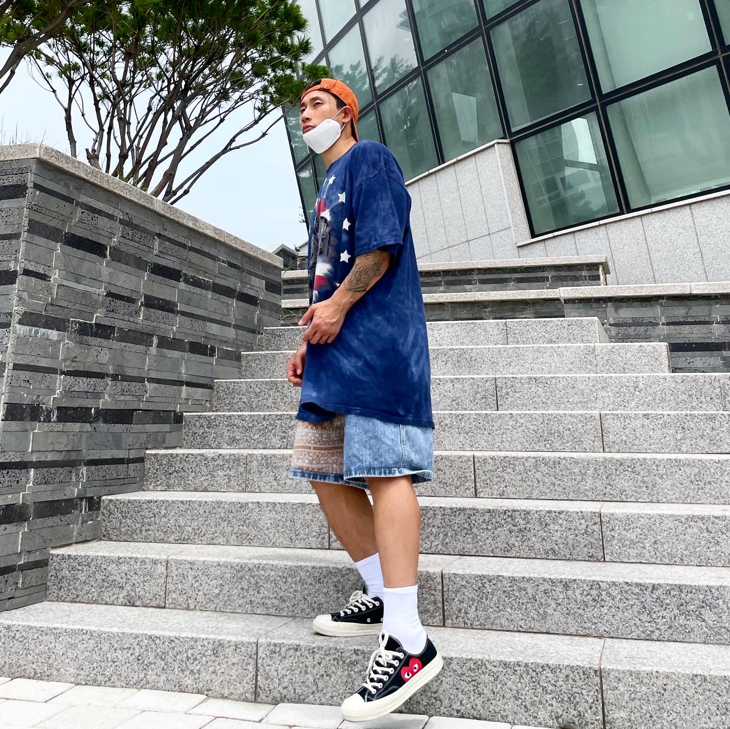 Converse x Play Comme des Garcons Chuck 70 Ox Black 착용 스타일