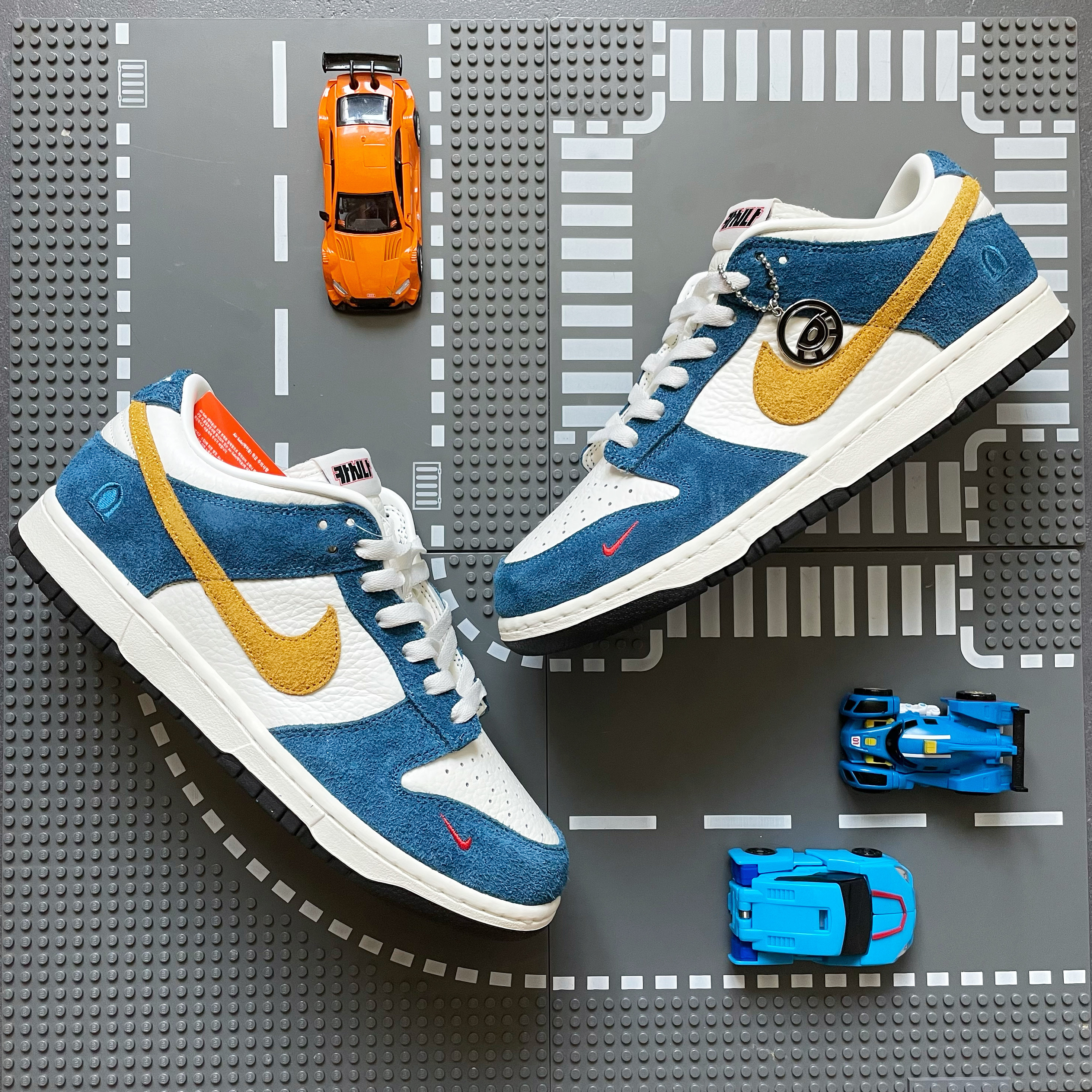 Nike x Kasina Dunk Low 80's Bus 착용 스타일