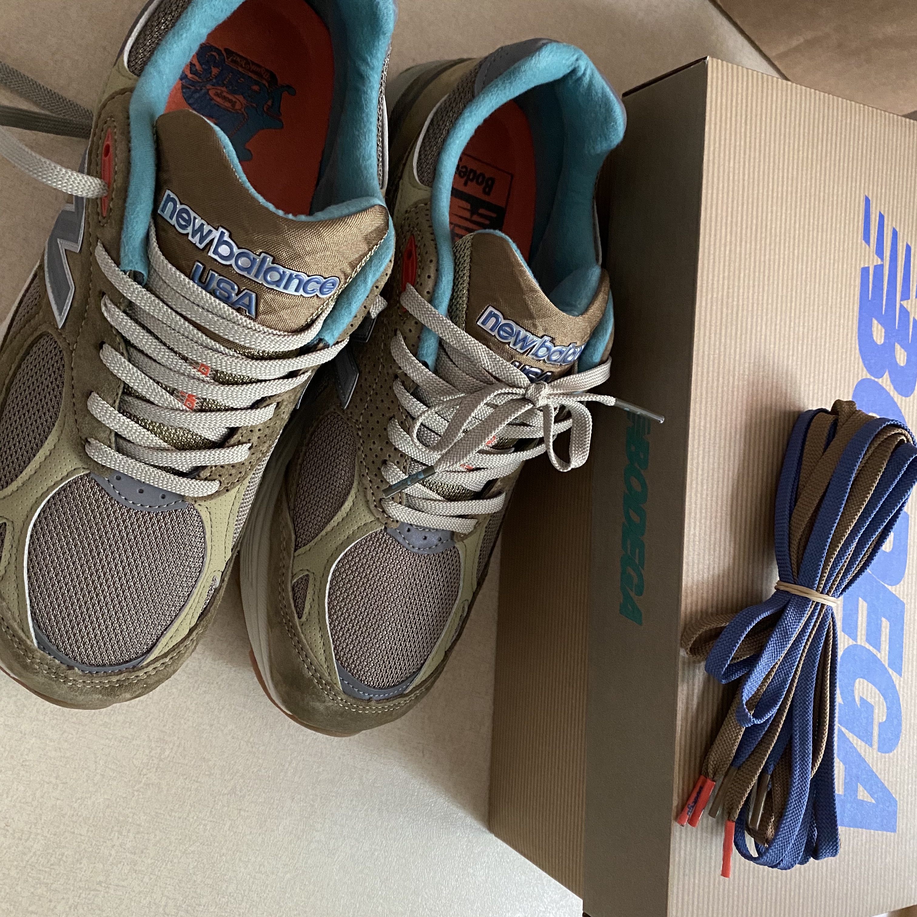 New Balance x Bodega 990v3 Anniversary 착용 스타일 - 4