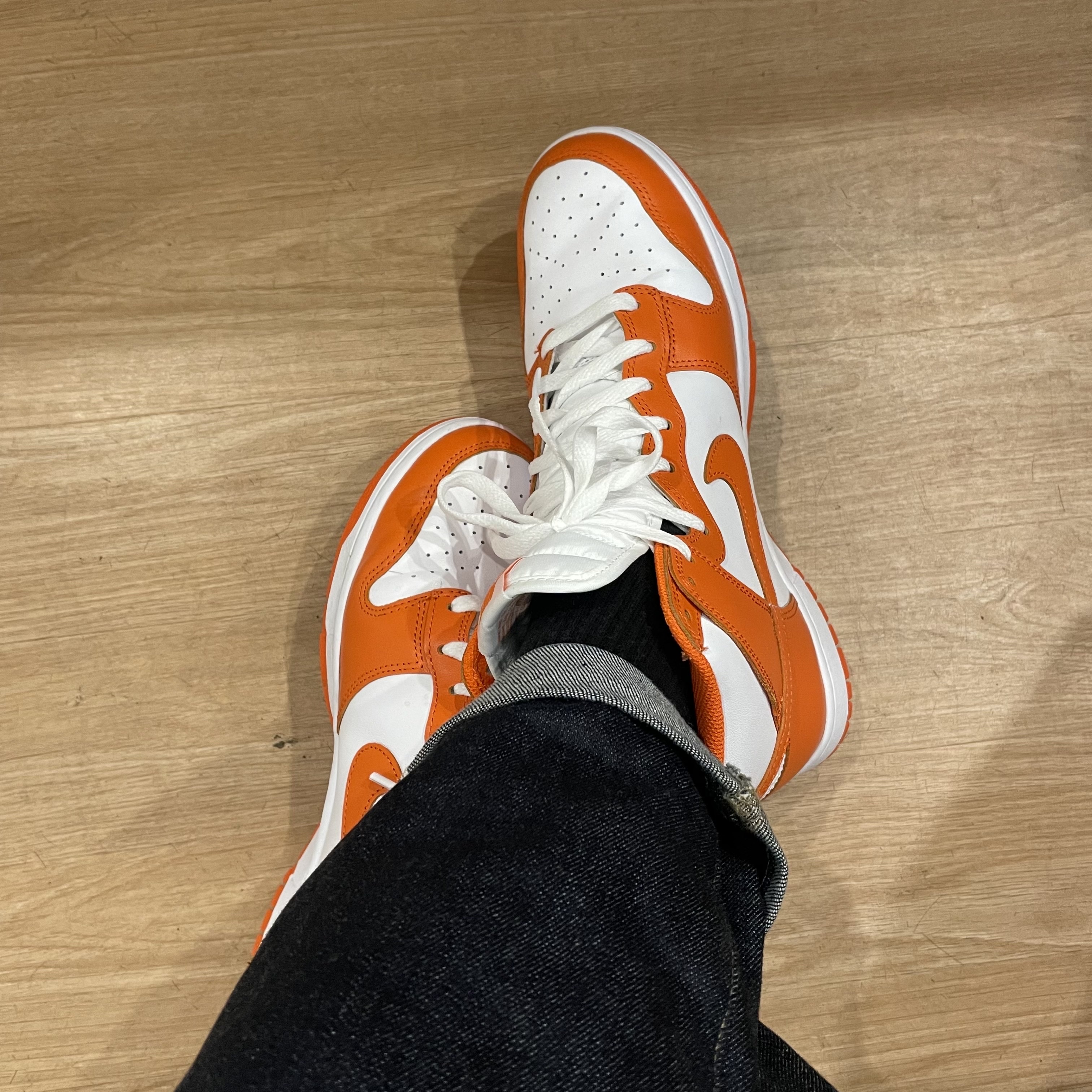 Nike Dunk High Retro Orange Blaze 착용 스타일