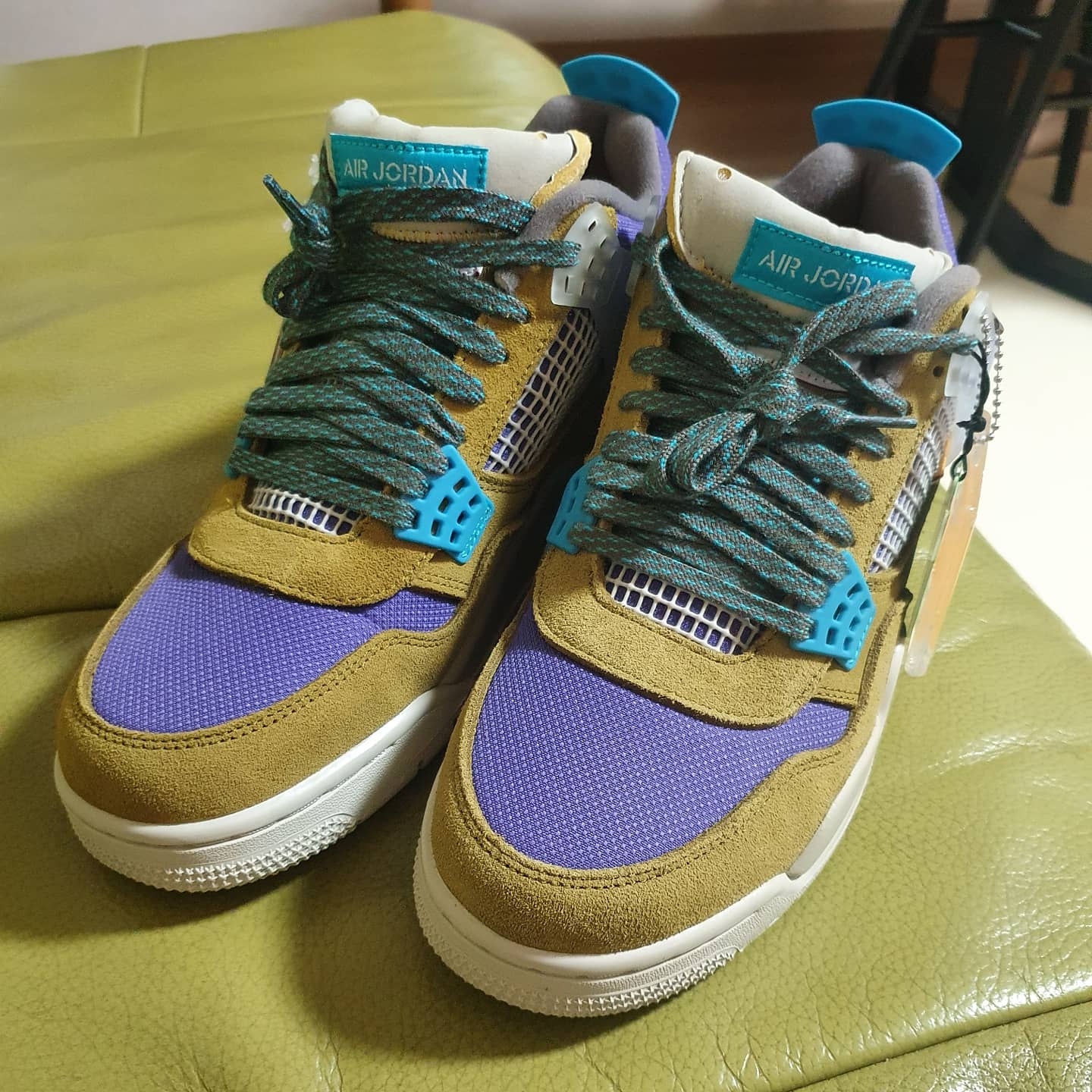 Jordan 4 x Union Retro SP Desert Moss 착용 스타일 - 1