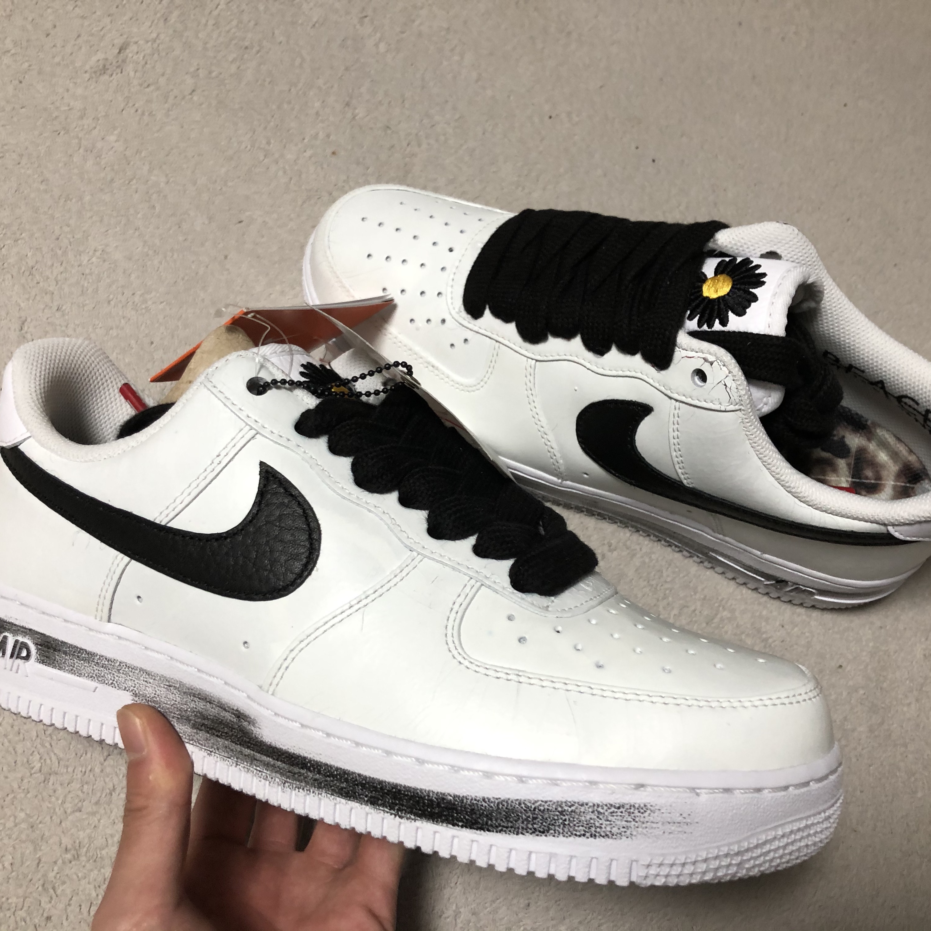 Nike x Peaceminusone Air Force 1 Low Para-Noise 2.0 착용 스타일