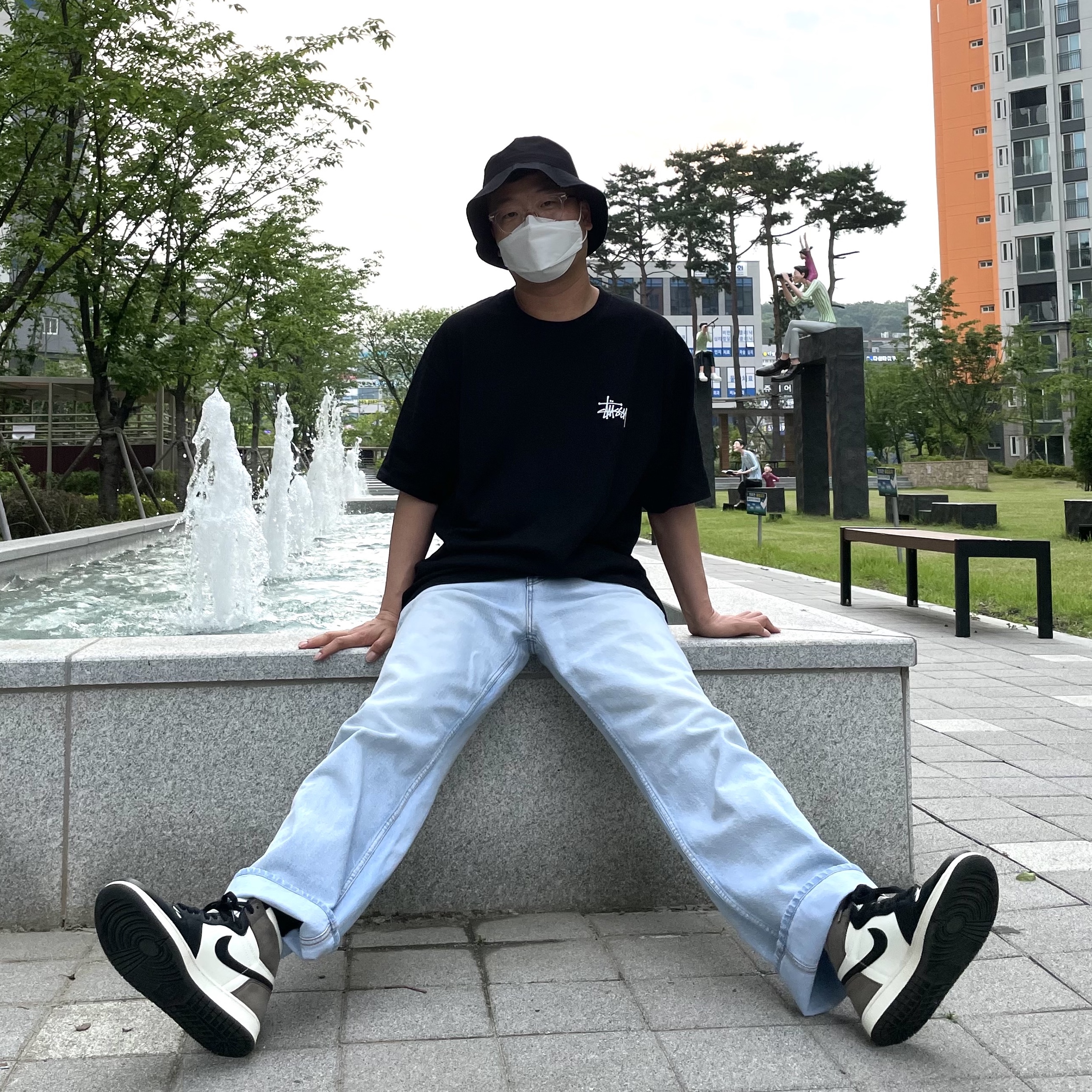 Jordan 1 Retro High OG Black Mocha 착용 스타일