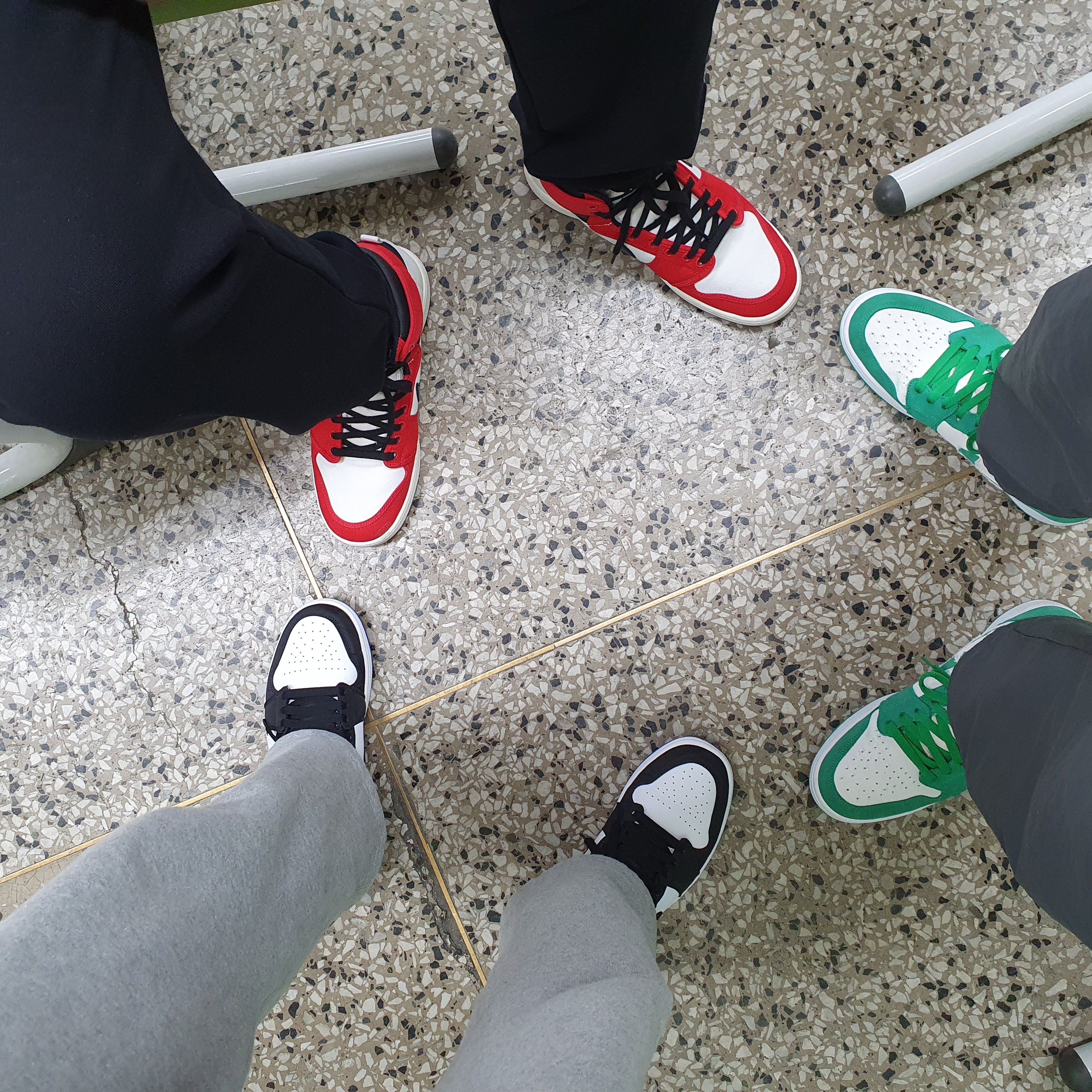 Jordan 1 Zoom Air CMFT Stadium Green, Jordan 1 KO Chicago 2021 착용 스타일