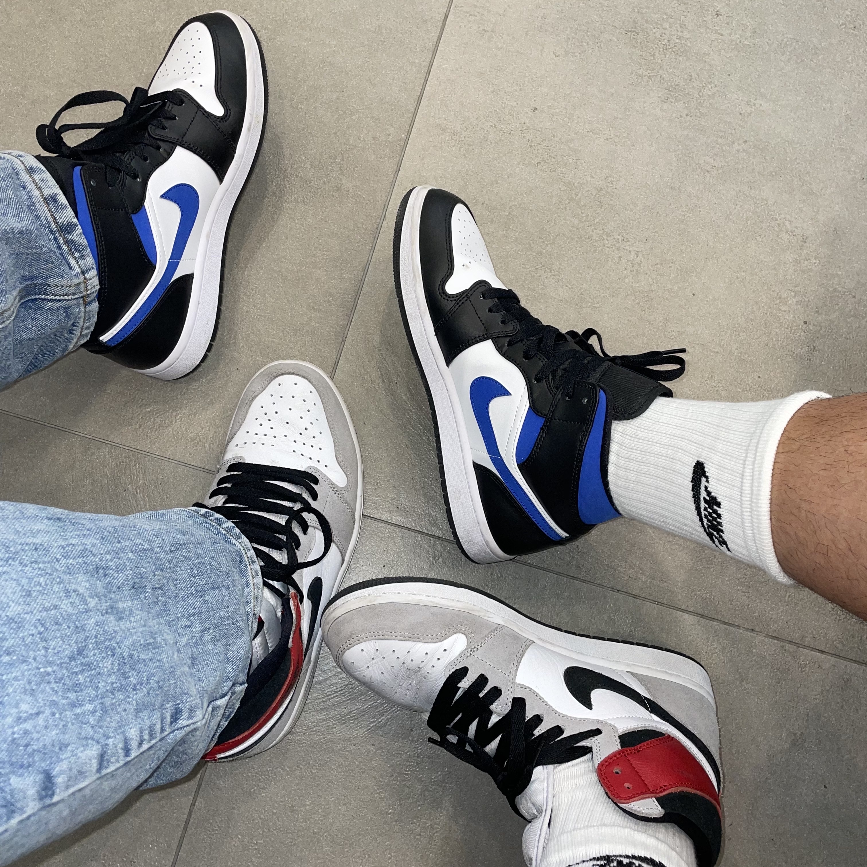 Jordan 1 Retro High OG Light Smoke Grey, Jordan 1 Mid Racer Blue 착용 스타일 - 1