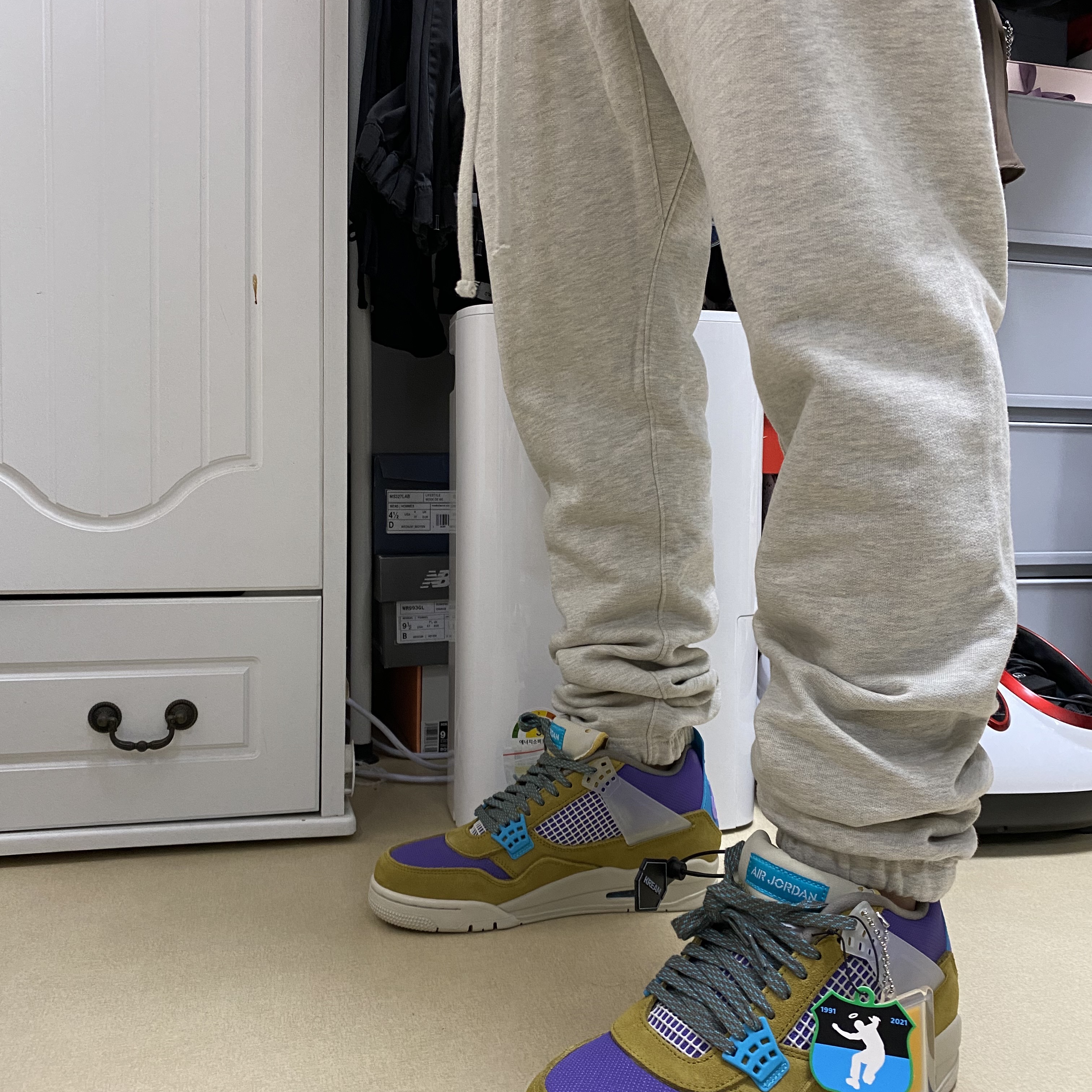 Jordan 4 x Union Retro SP Desert Moss 착용 스타일 - 1